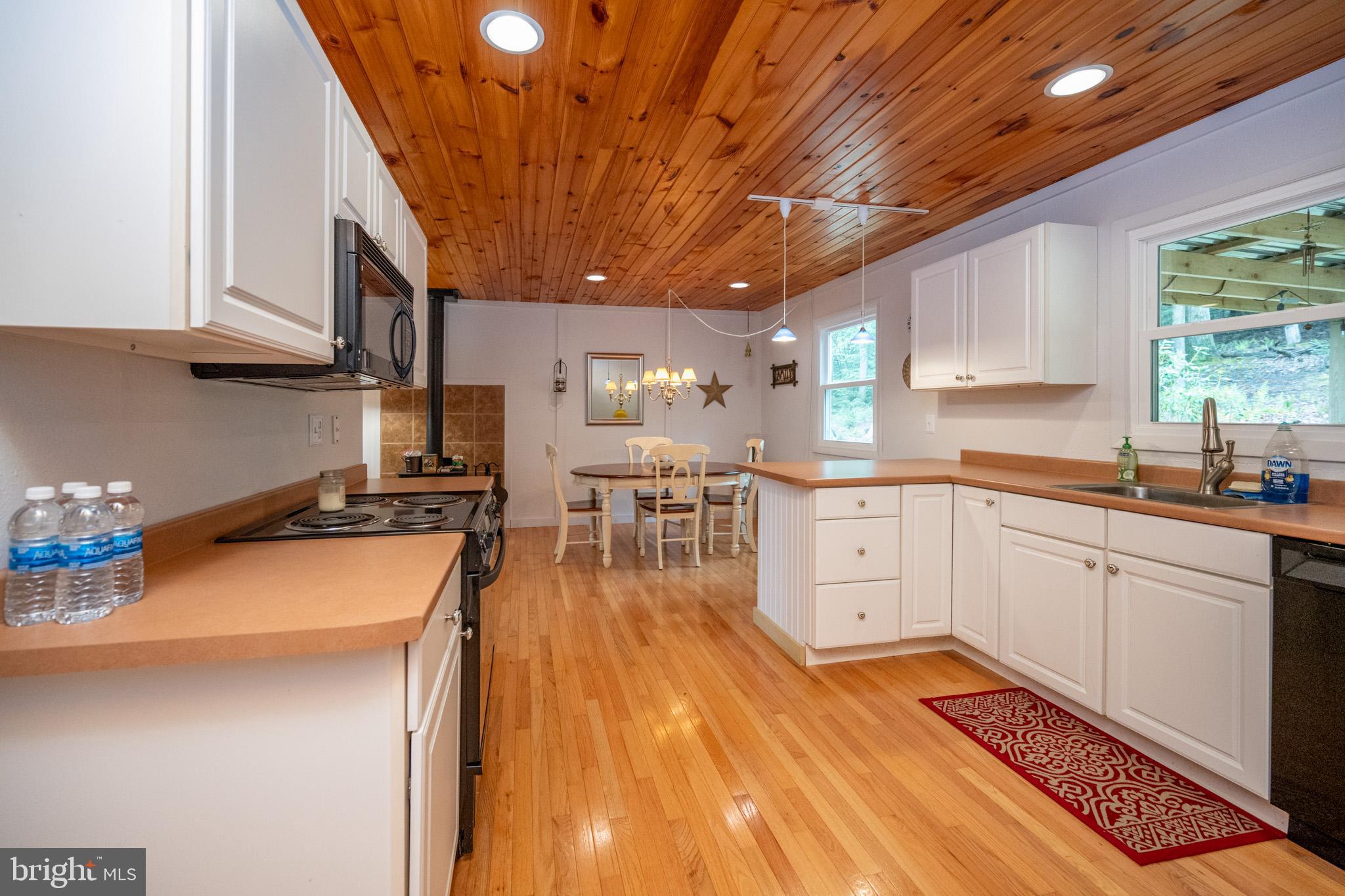373 Hemlock Meadow Dr