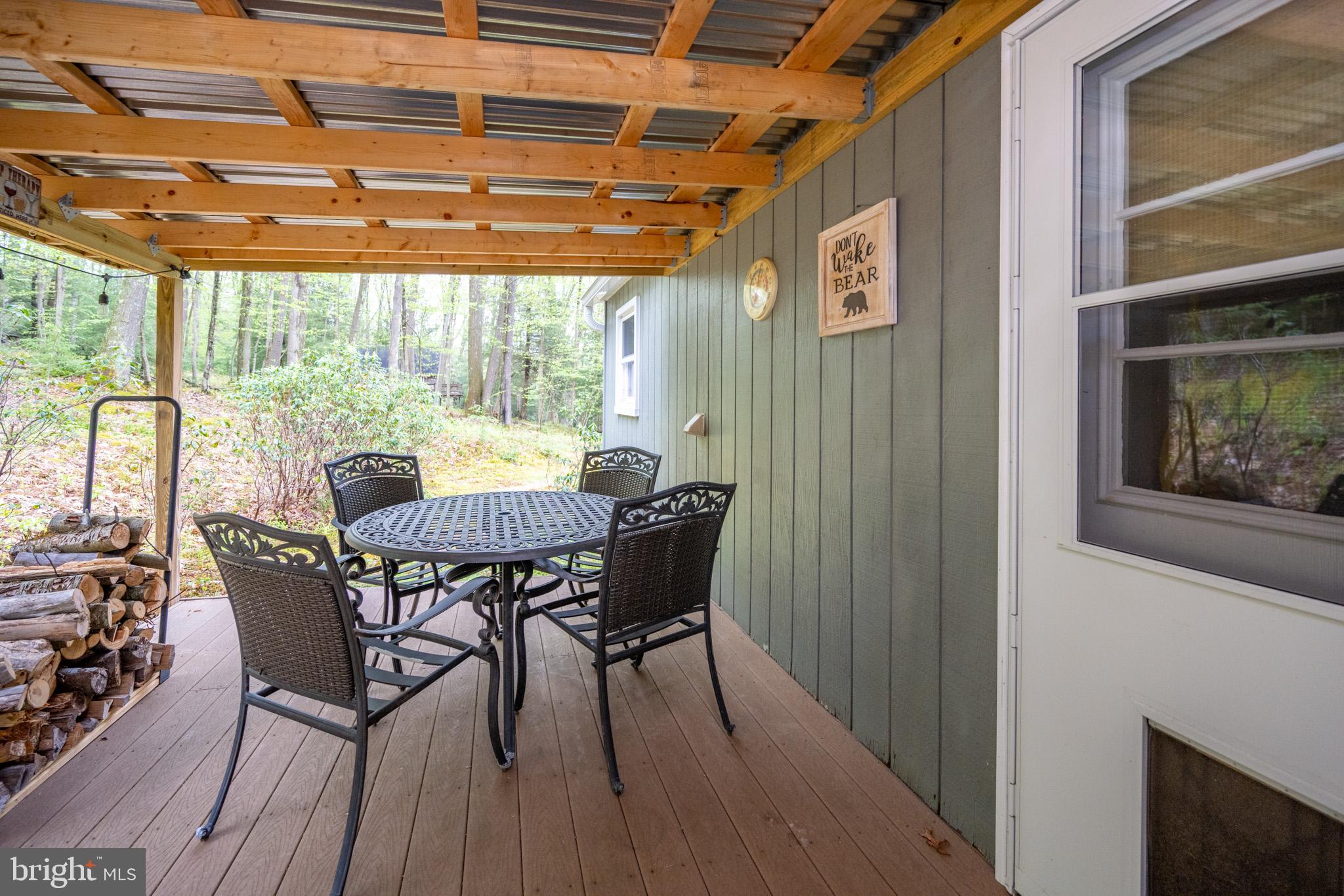 373 Hemlock Meadow Dr