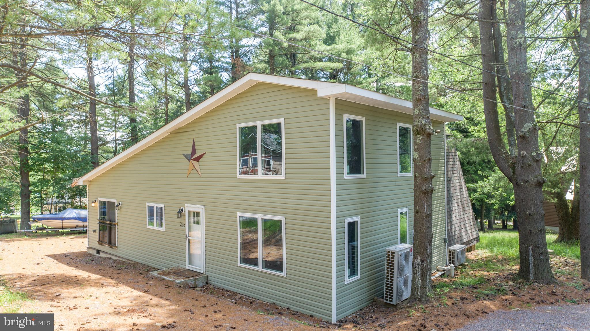 208 Upper Penn Point Dr