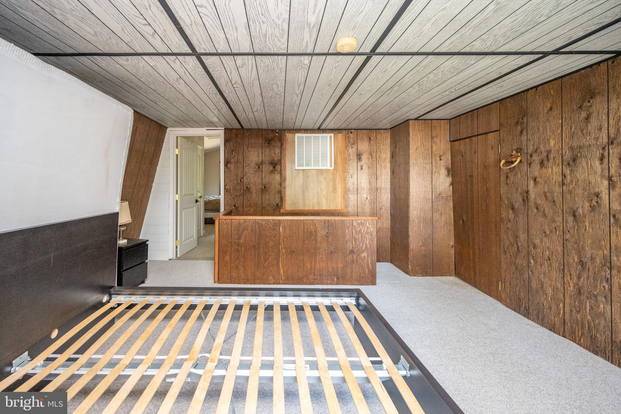 208 Upper Penn Point Dr