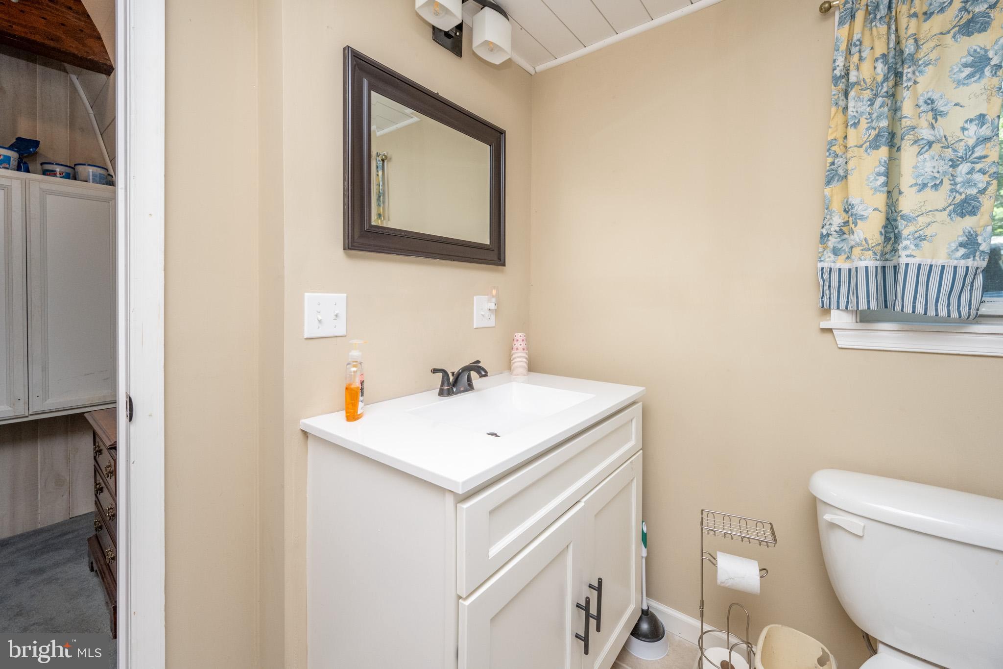 208 Upper Penn Point Dr