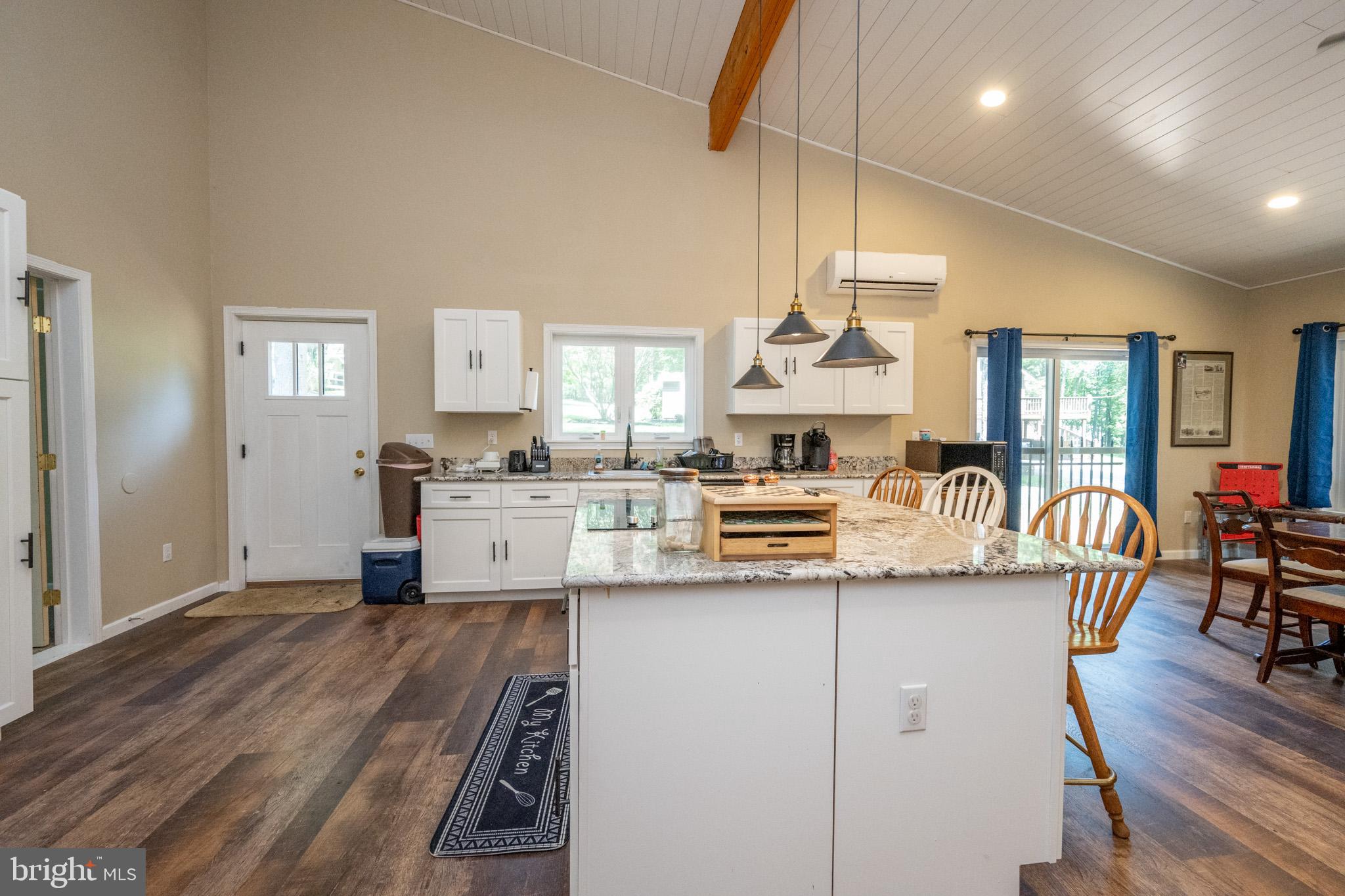 208 Upper Penn Point Dr