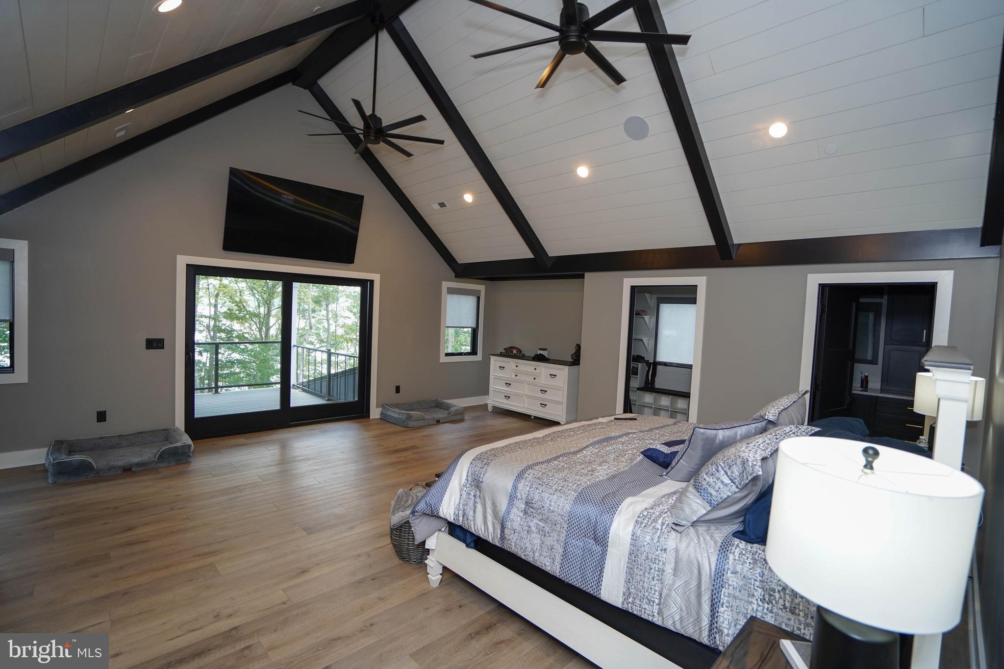 849 Glendale Rd