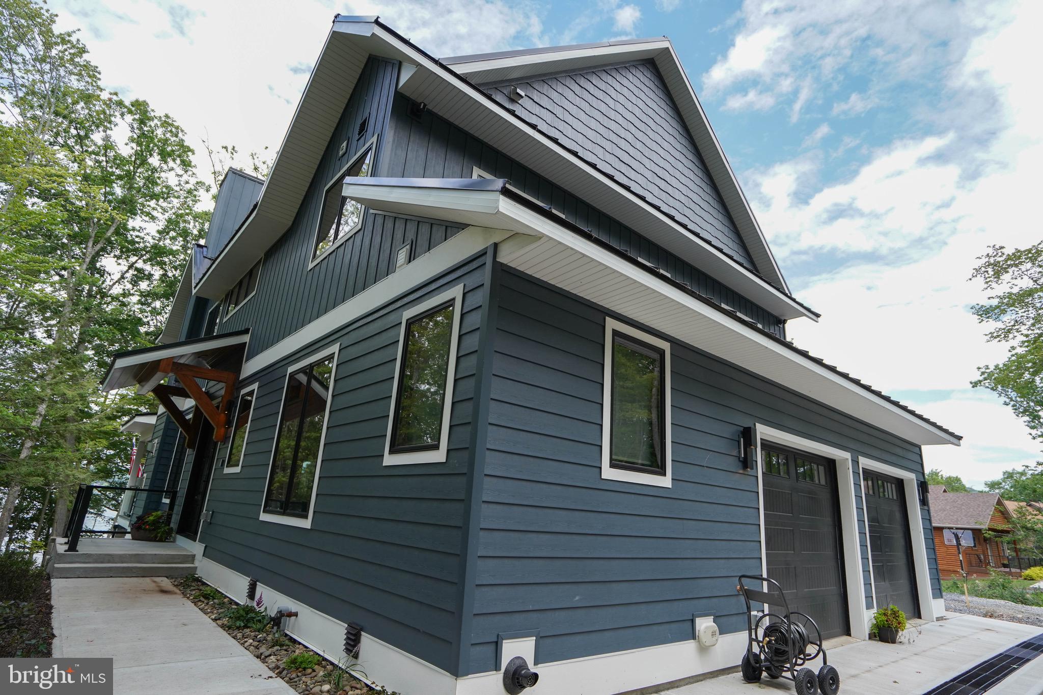 849 Glendale Rd