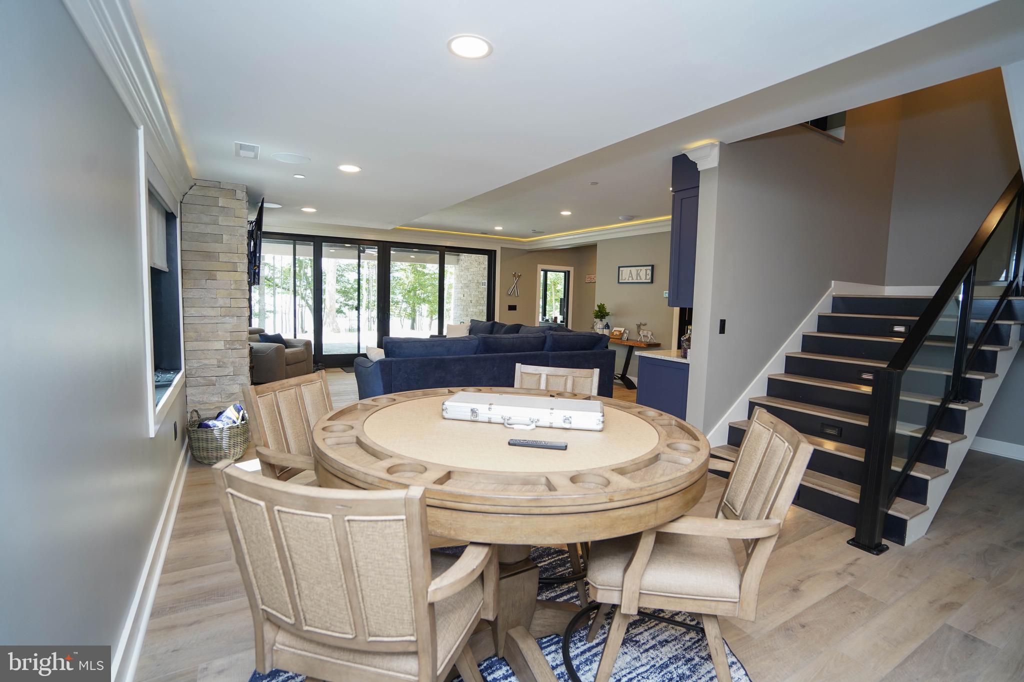 849 Glendale Rd