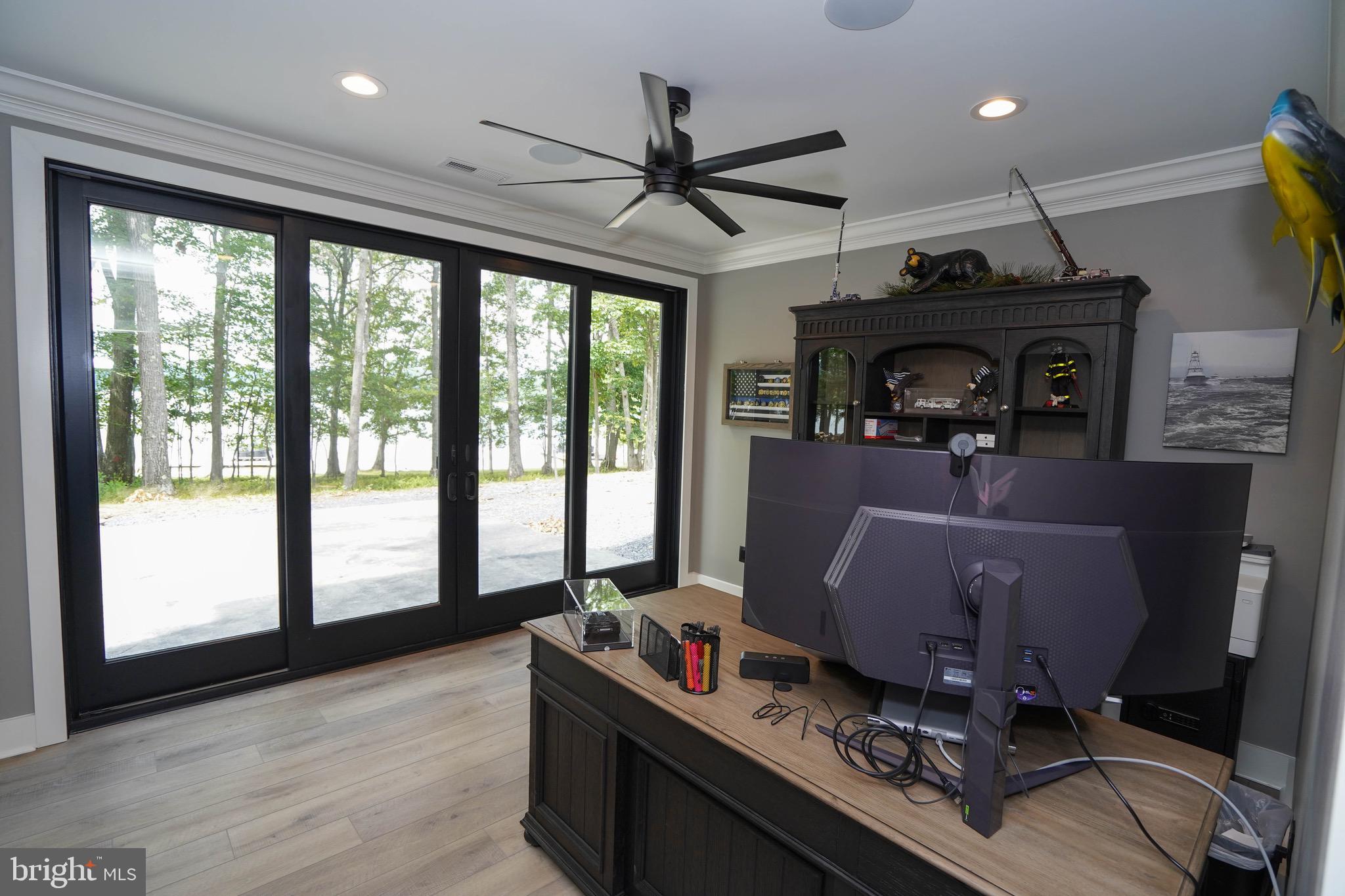 849 Glendale Rd