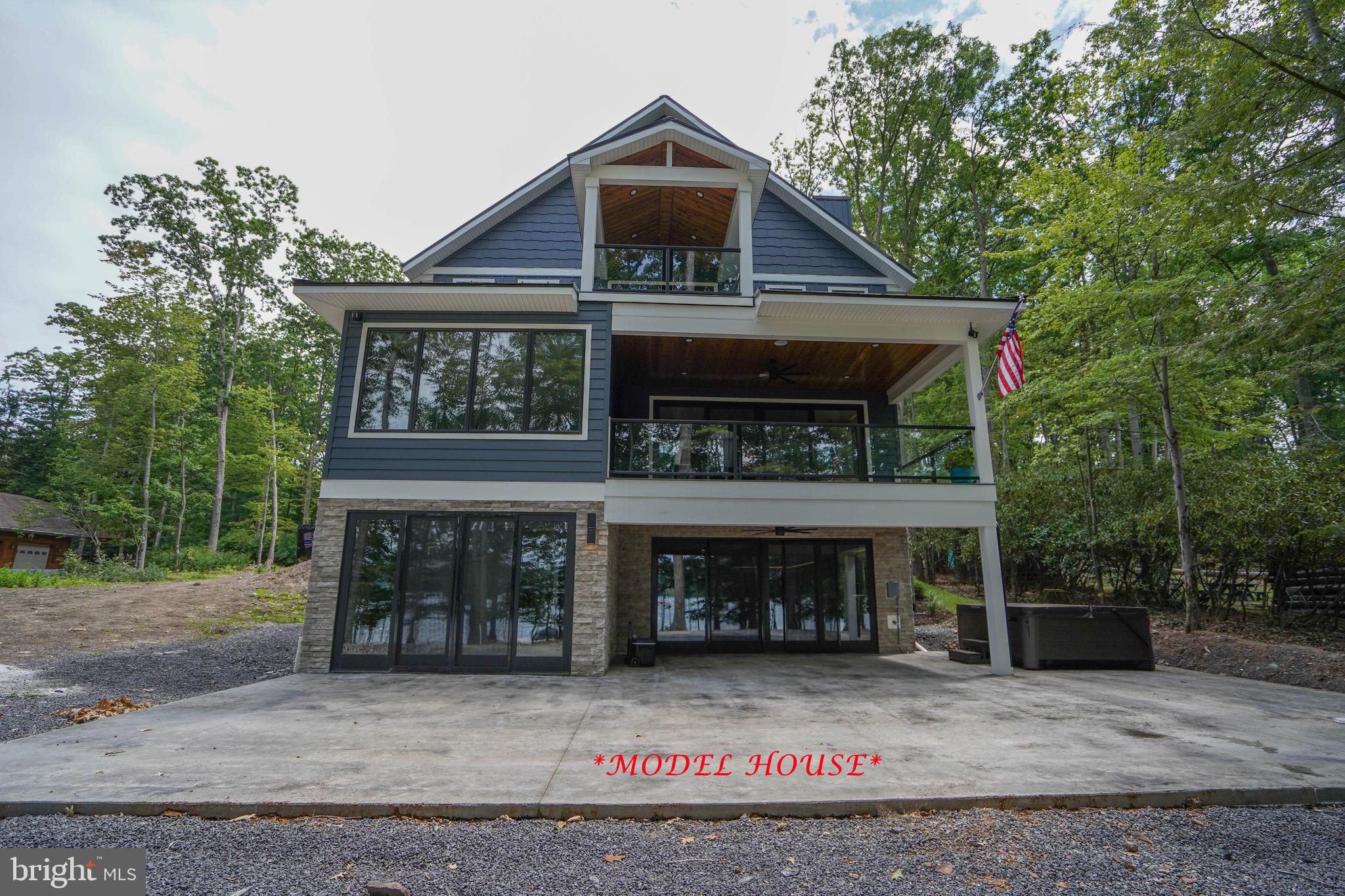 849 Glendale Rd