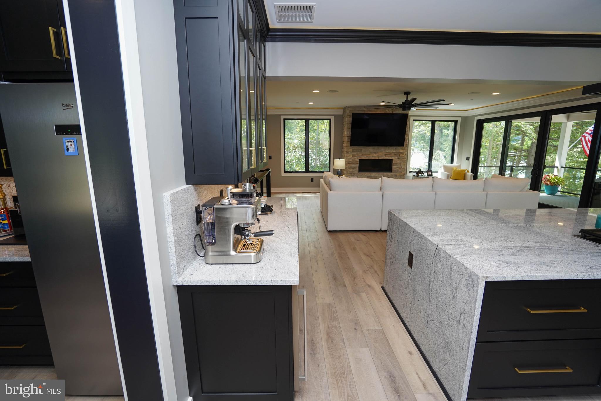 849 Glendale Rd