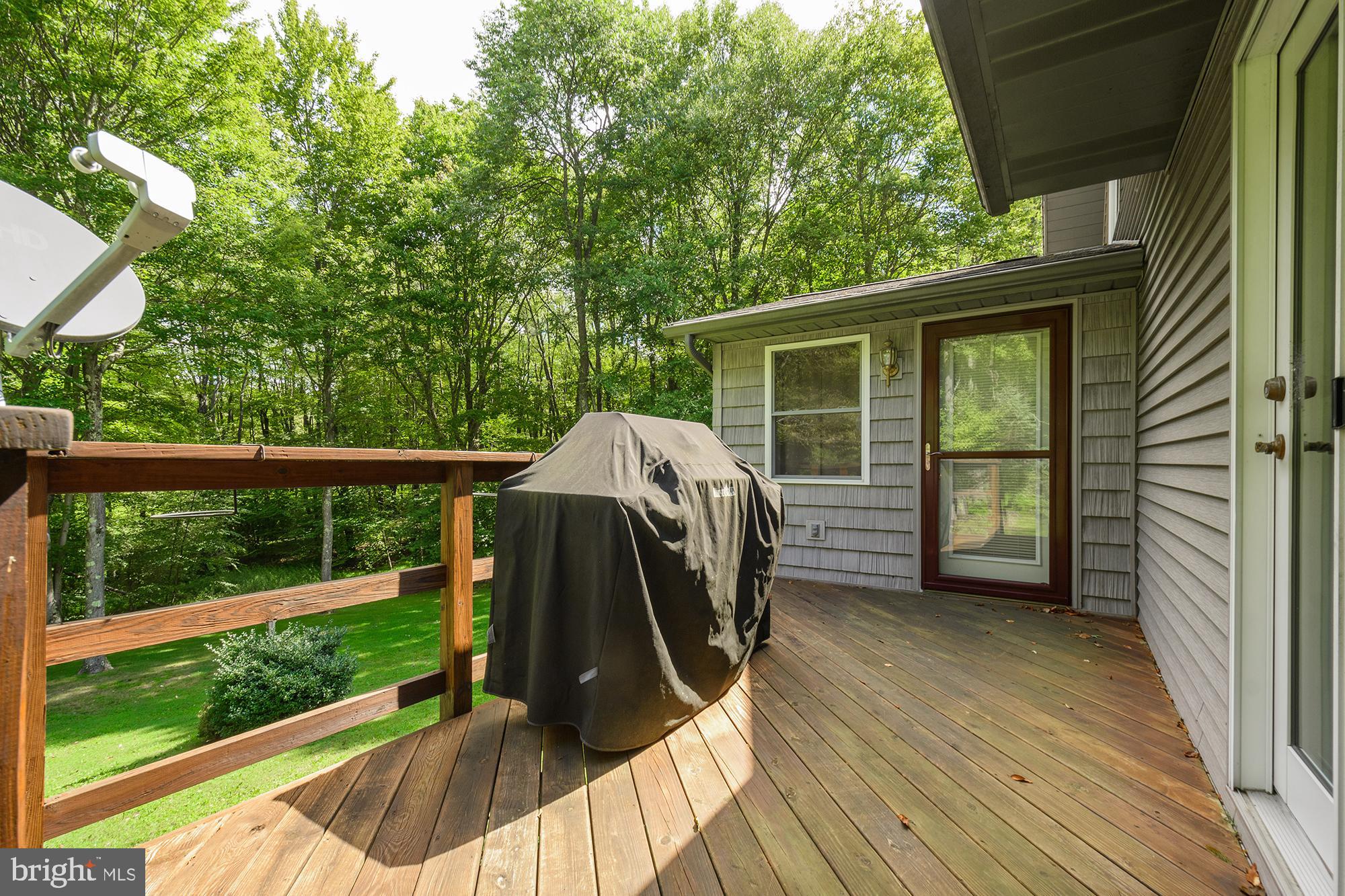 286 Hillcrest Dr