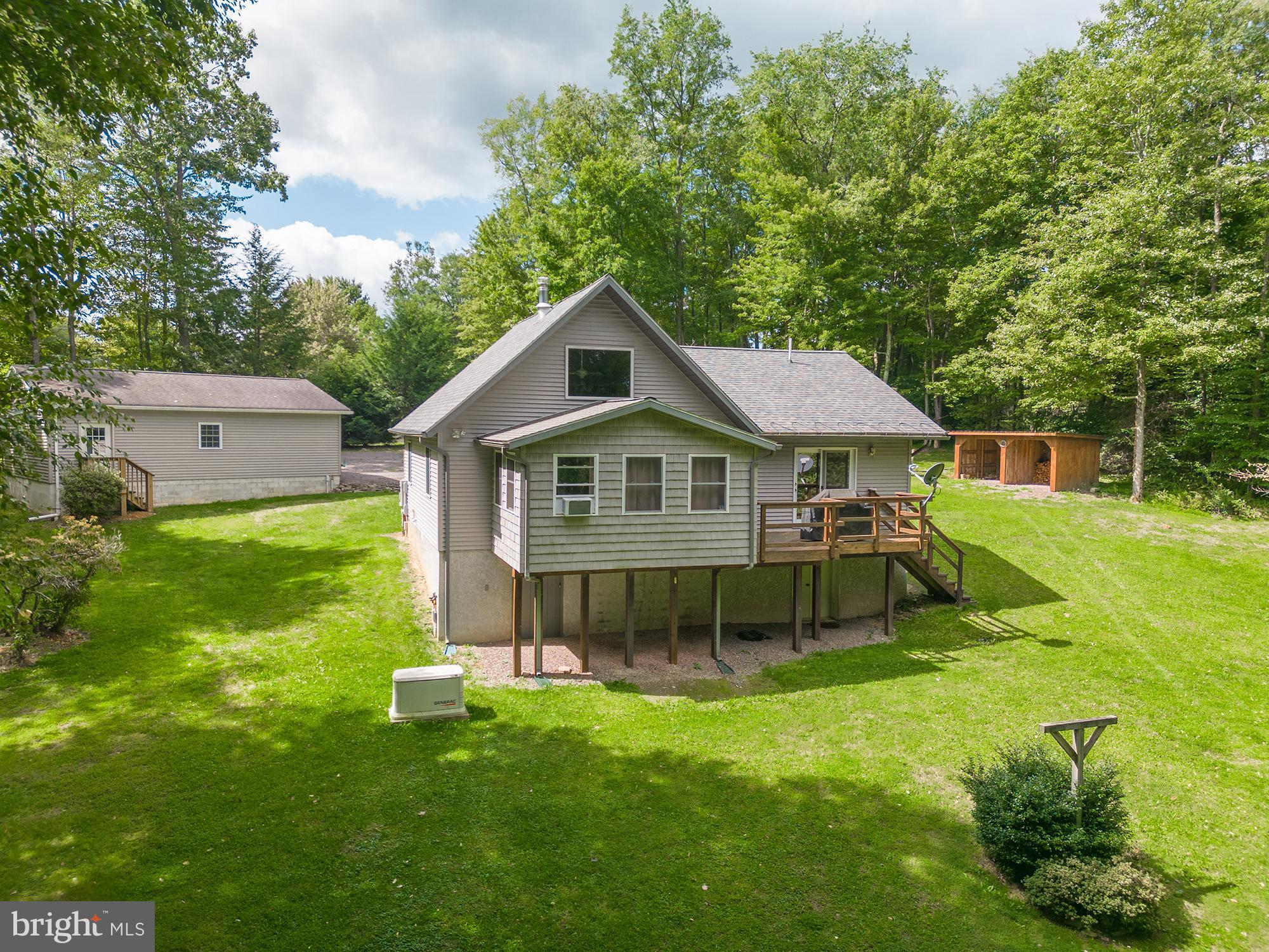 286 Hillcrest Dr