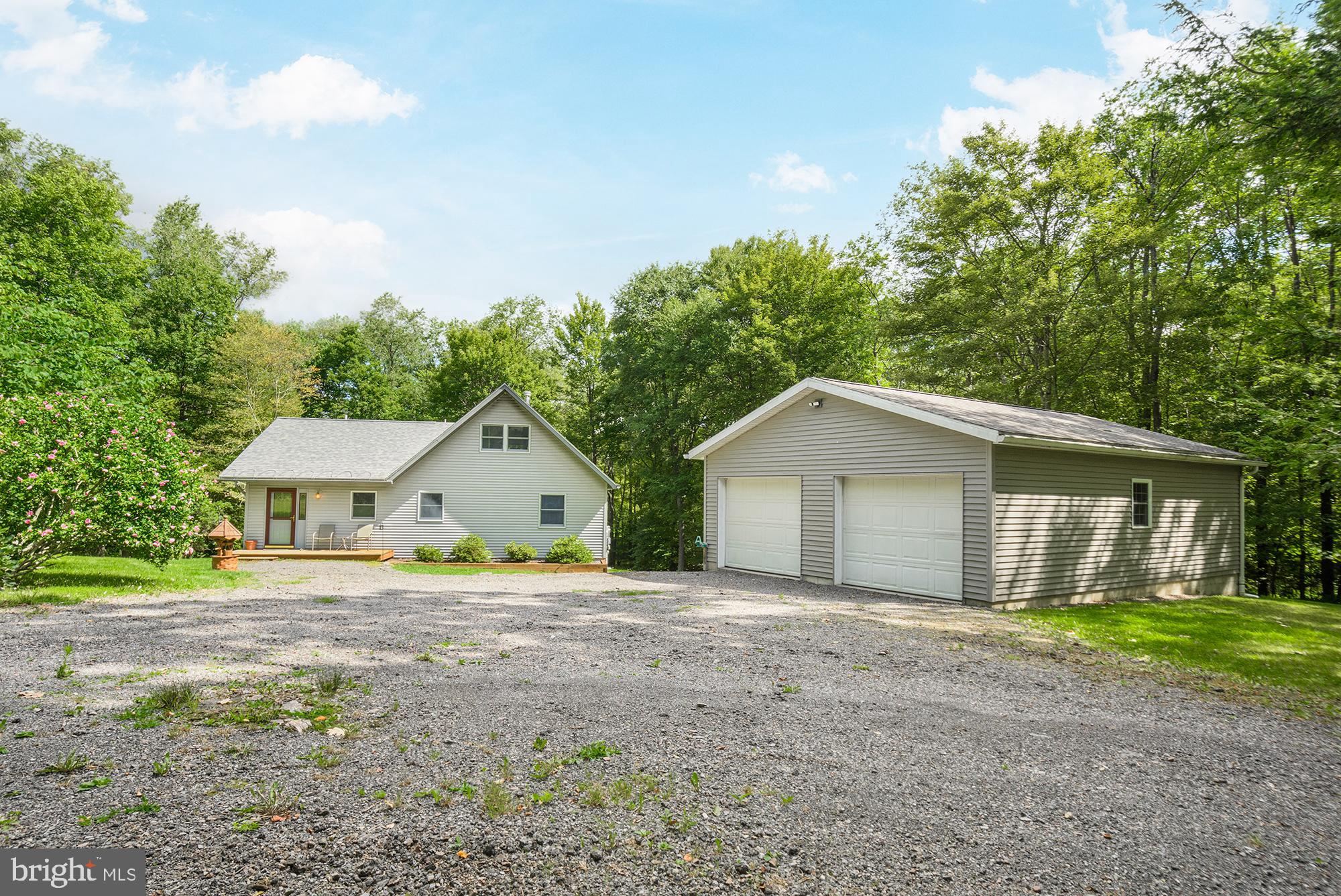 286 Hillcrest Dr
