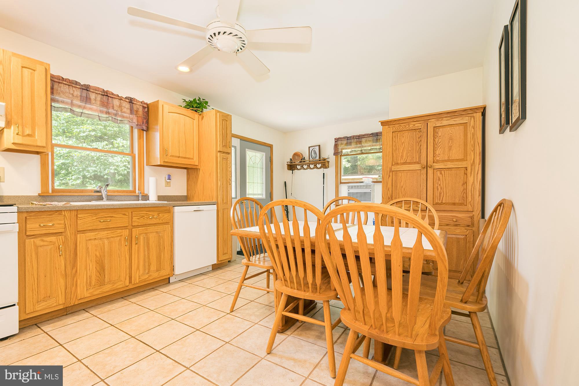 286 Hillcrest Dr