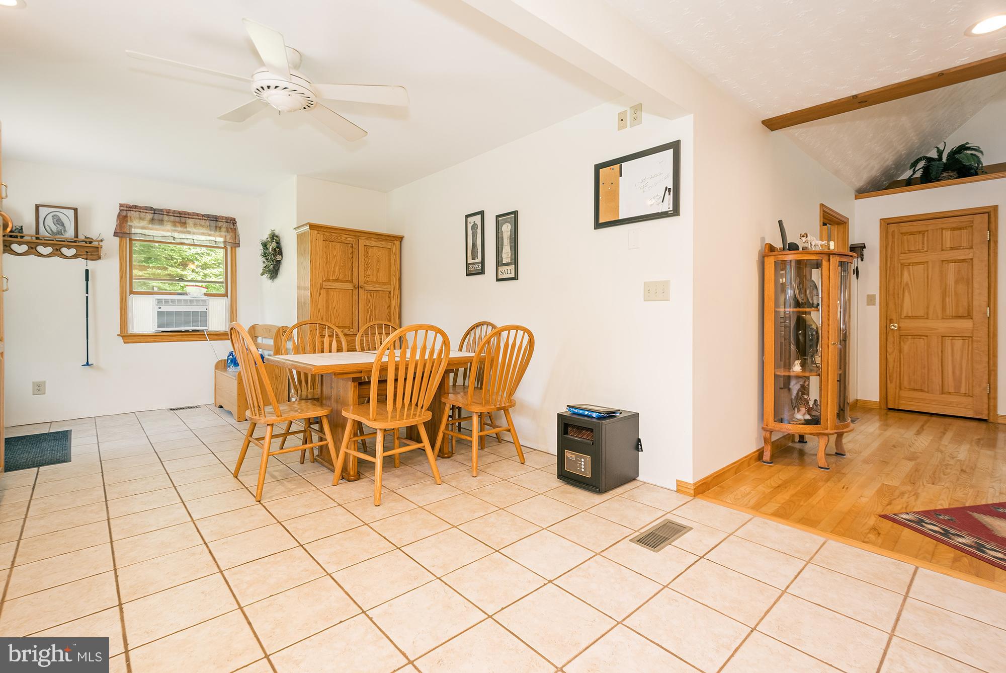 286 Hillcrest Dr