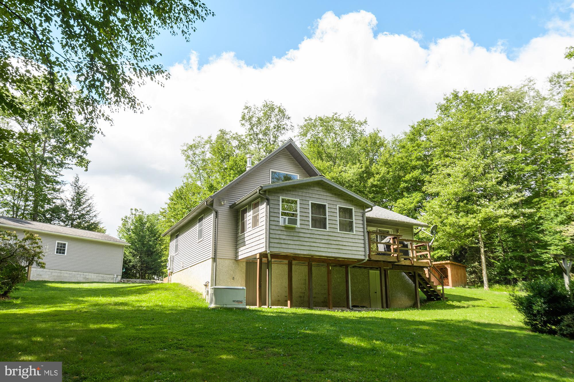 286 Hillcrest Dr