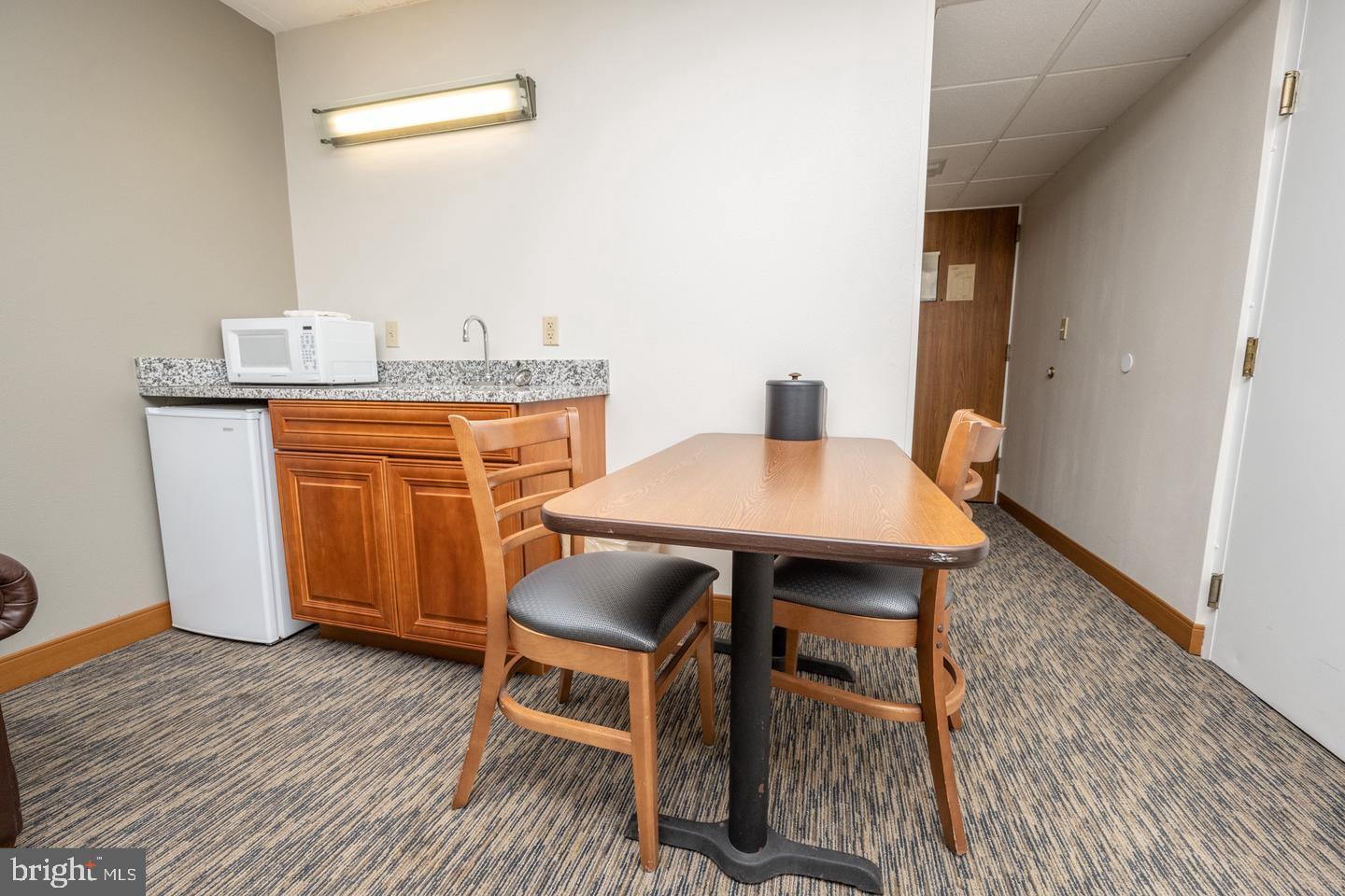 290 Marsh Hill Rd #118a