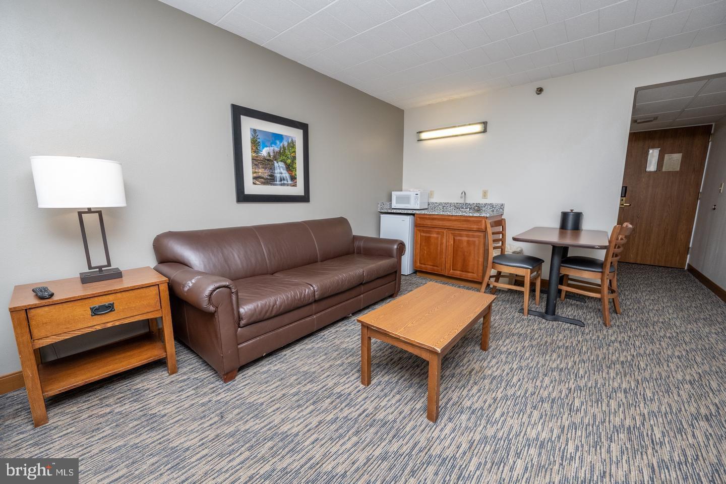 290 Marsh Hill Rd #118a