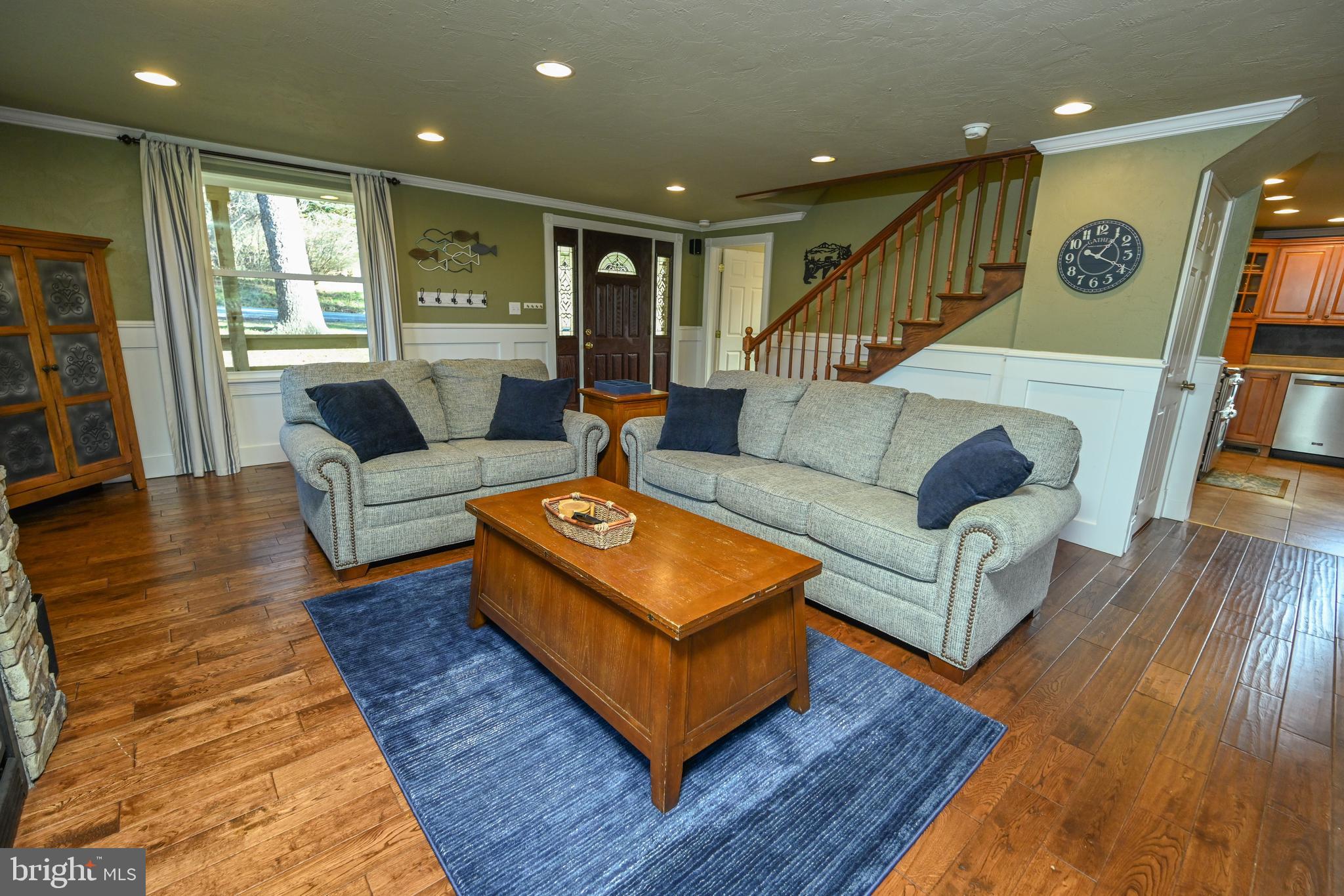 887 Deep Creek Dr #7