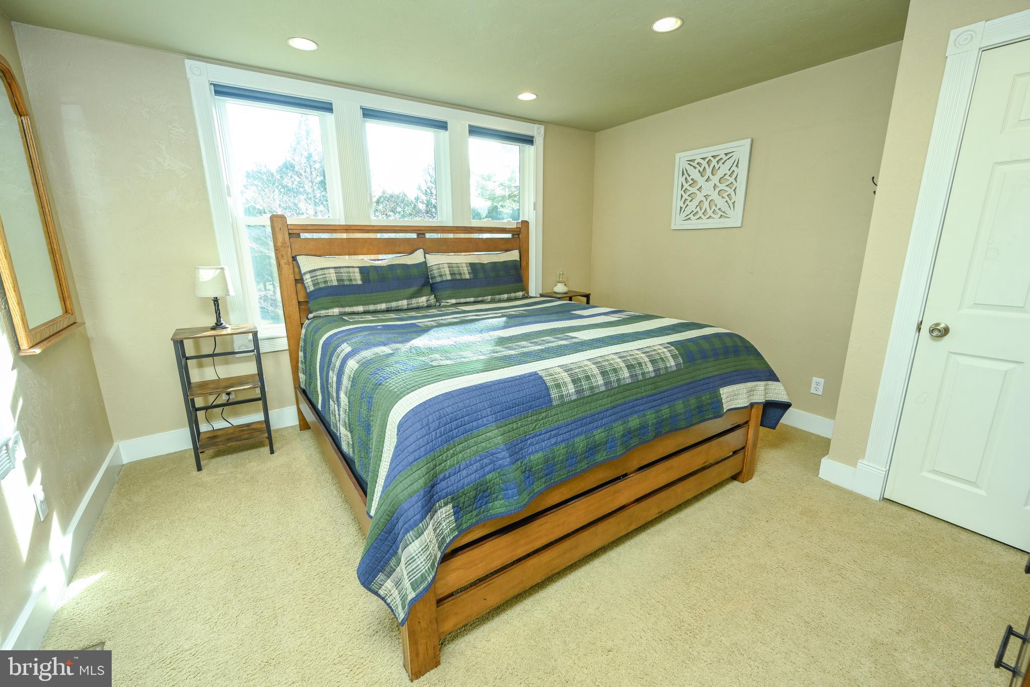 887 Deep Creek Dr #7