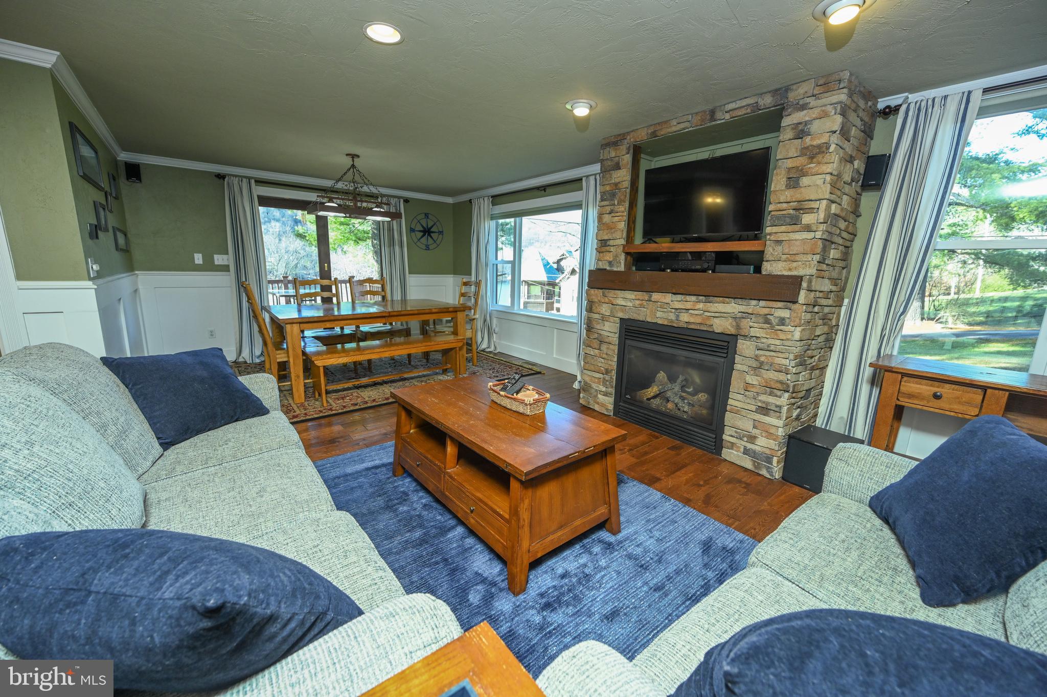 887 Deep Creek Dr #7