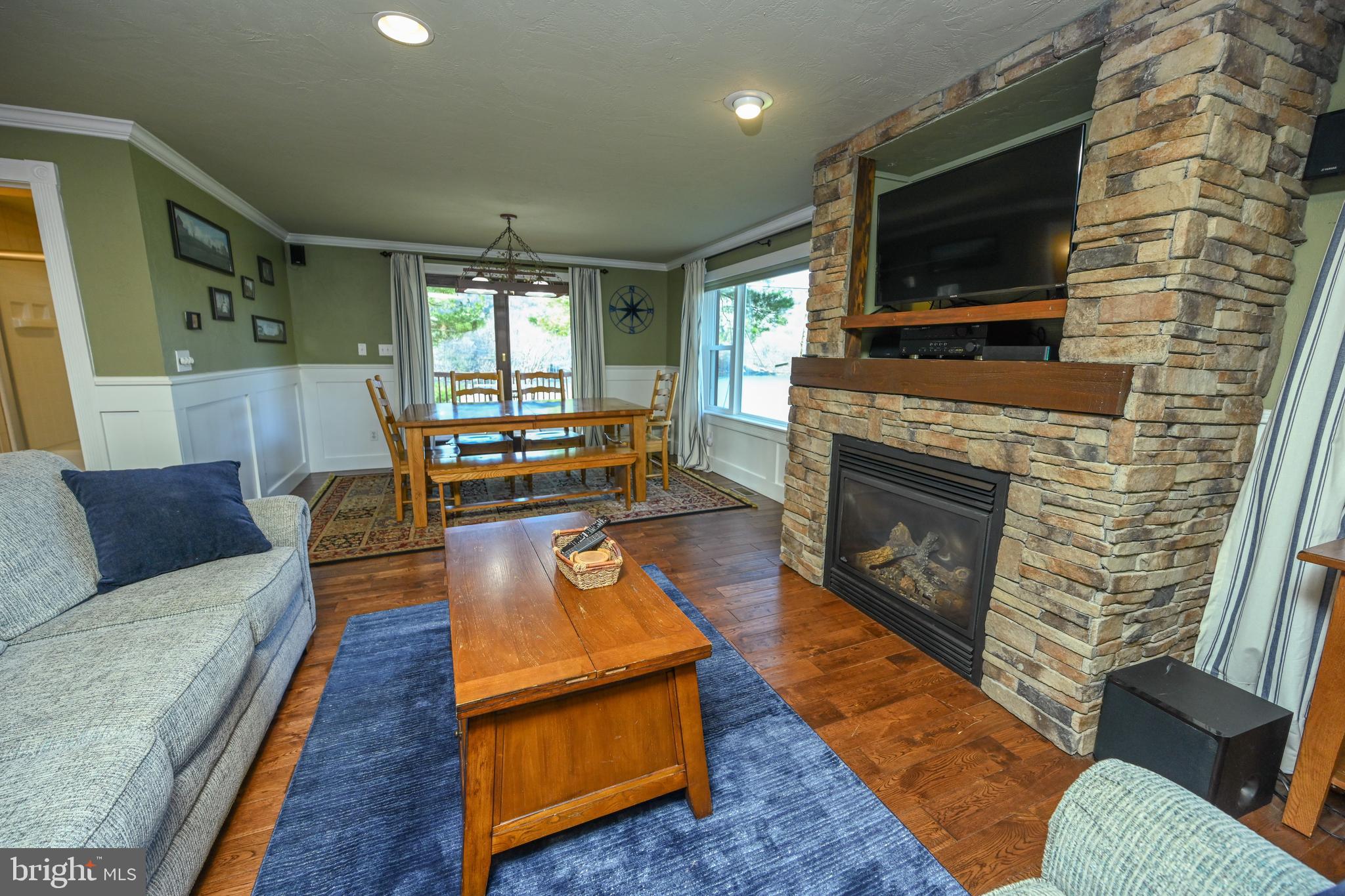 887 Deep Creek Dr #7