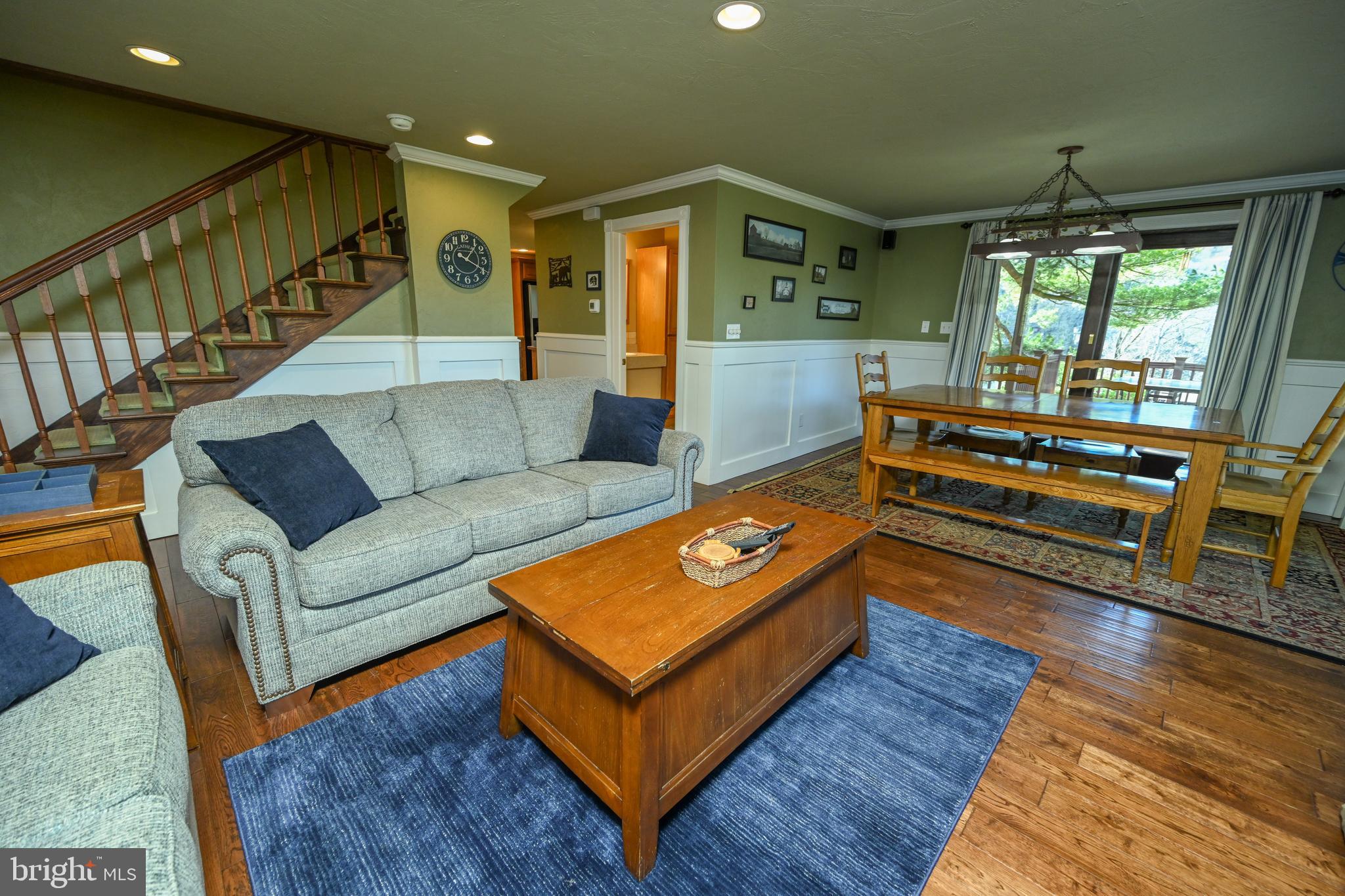 887 Deep Creek Dr #7