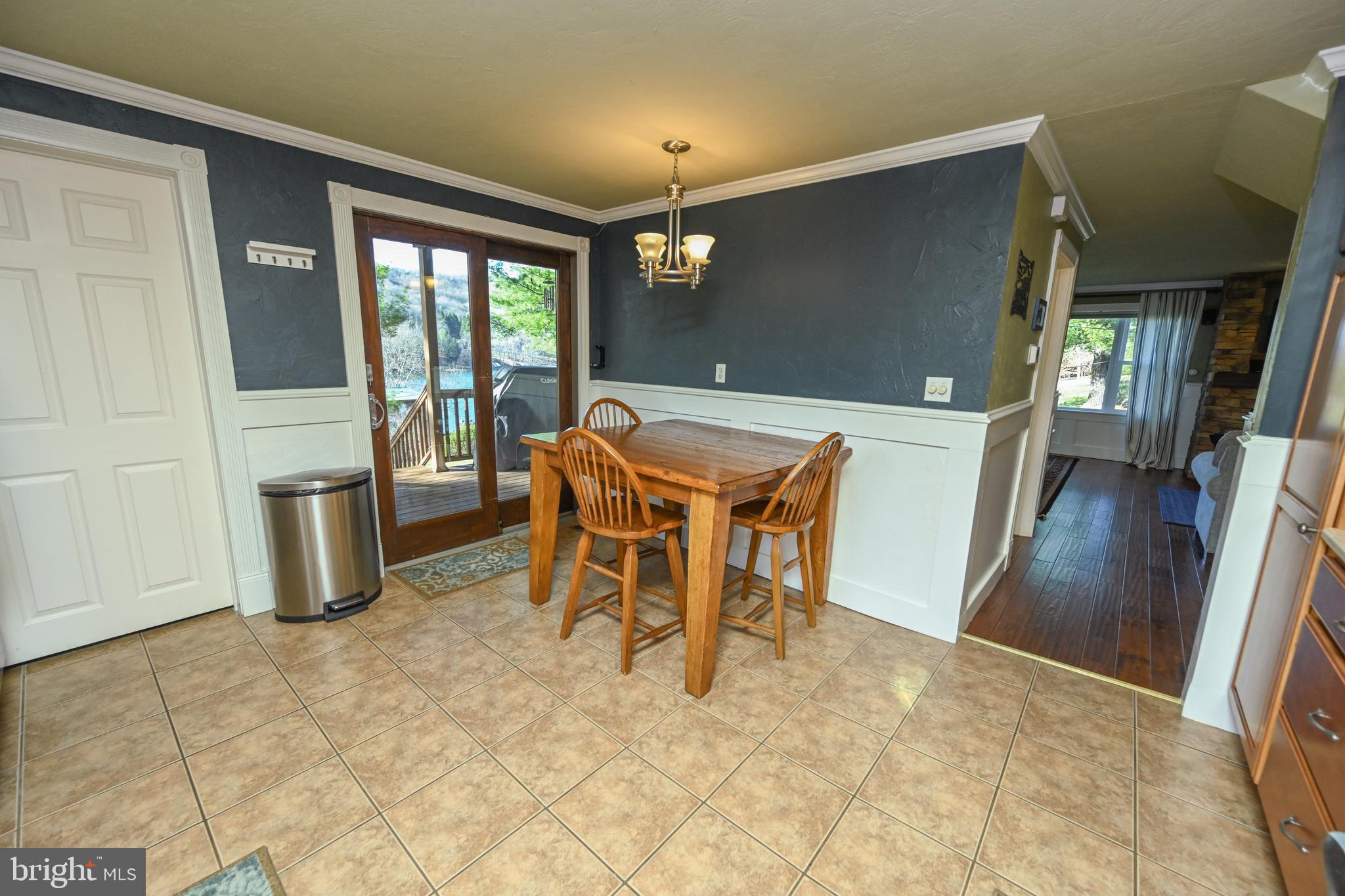 887 Deep Creek Dr #7