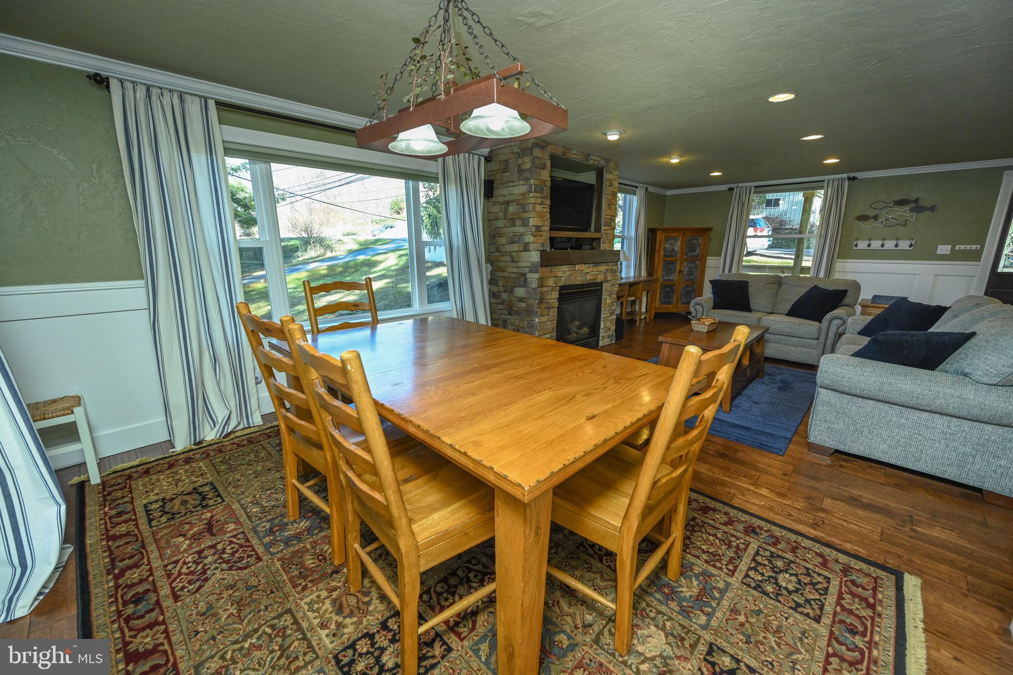 887 Deep Creek Dr #7