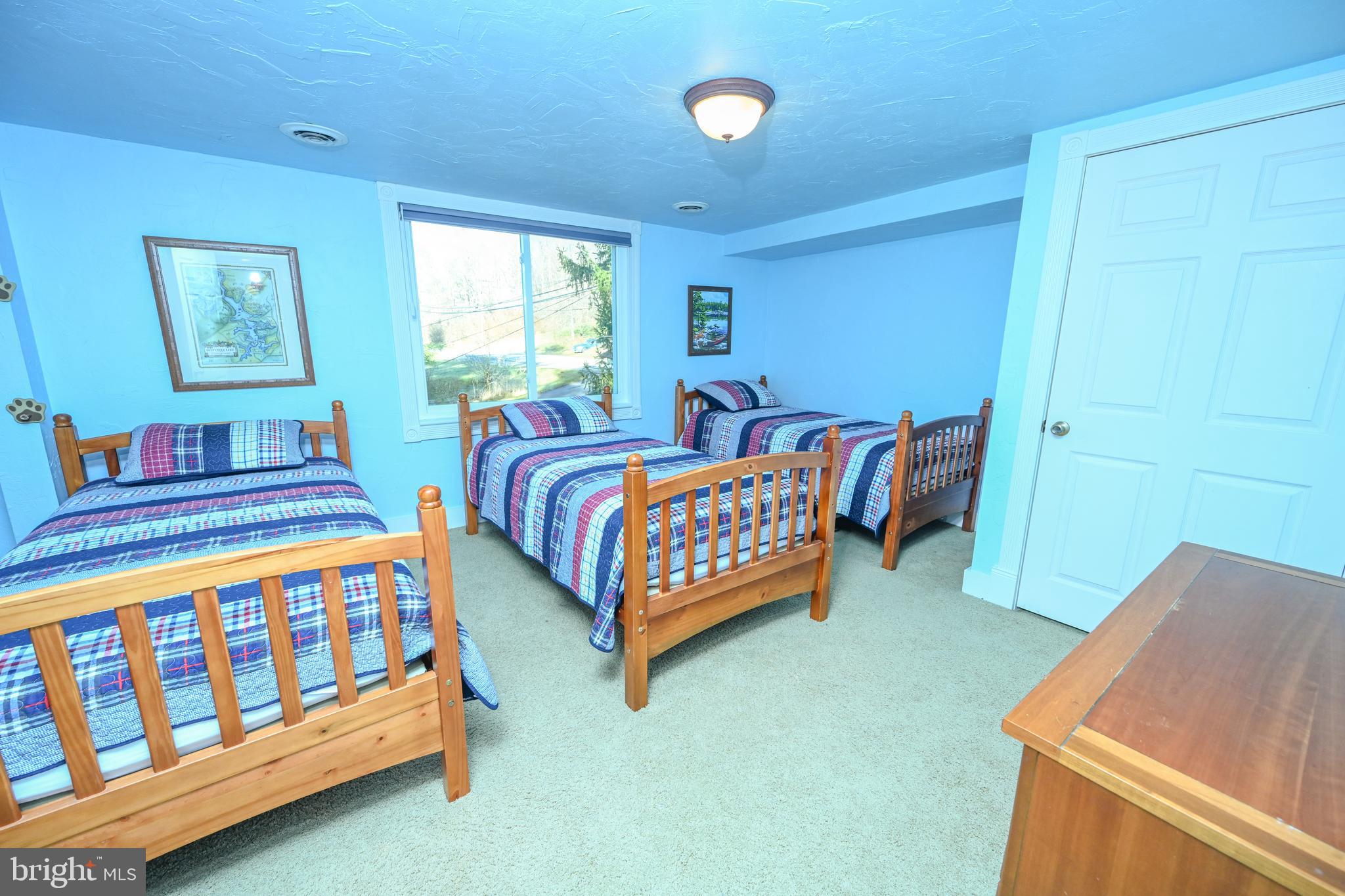 887 Deep Creek Dr #7