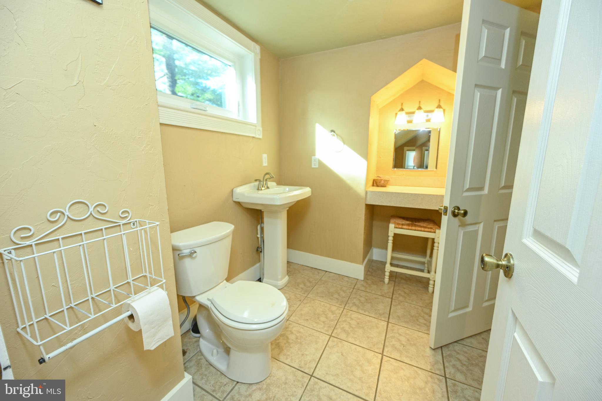887 Deep Creek Dr #7