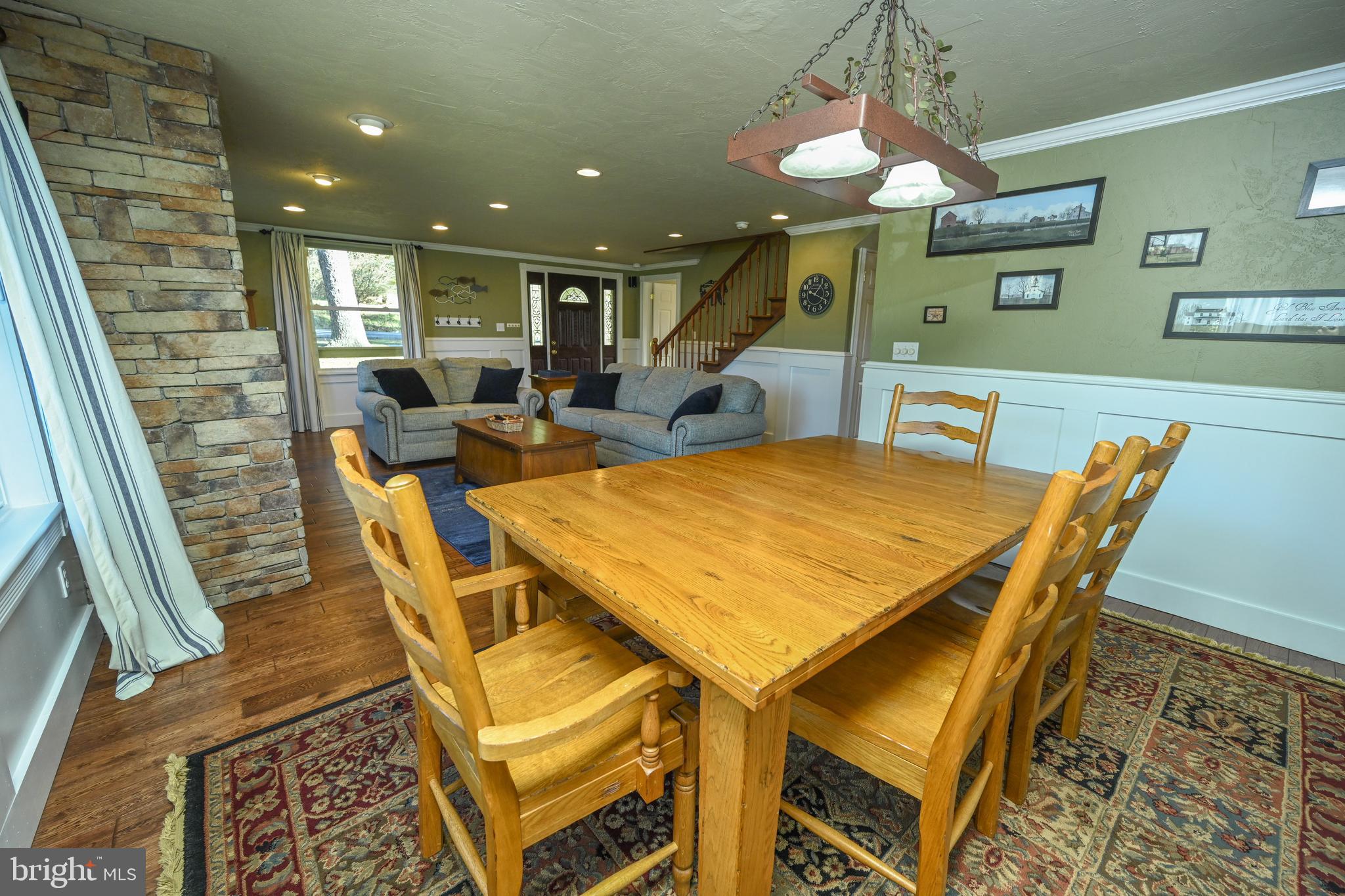 887 Deep Creek Dr #7