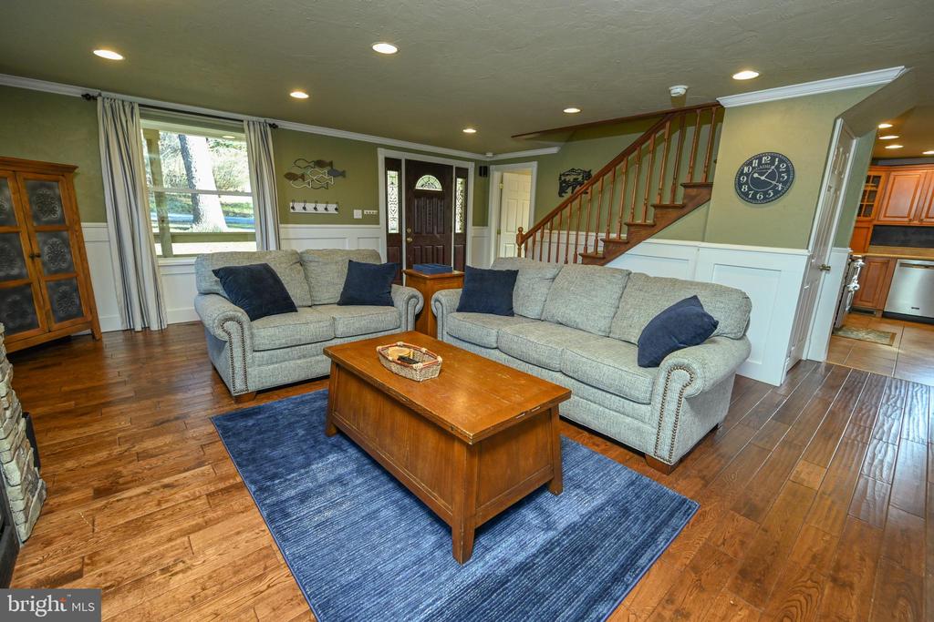 887 Deep Creek Dr #7