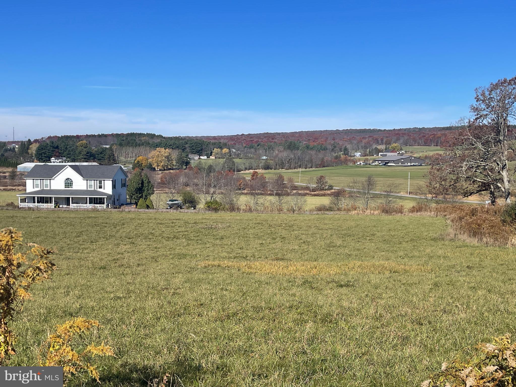 18 GREEN MEADOW LANE