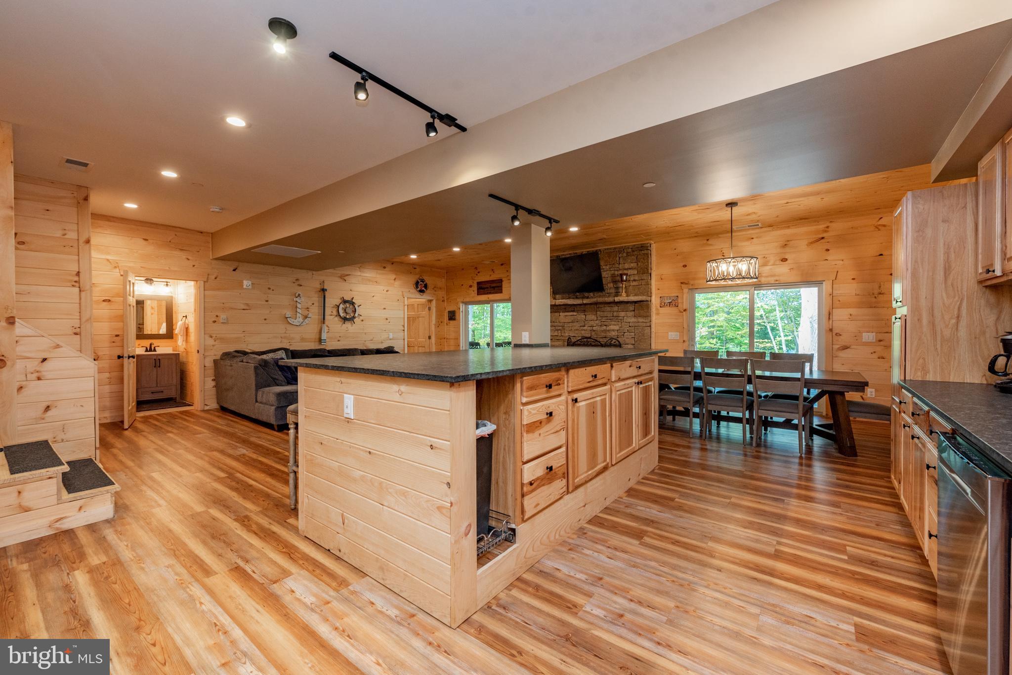 93 Skippers Point Rd