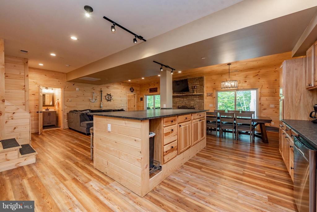 93 Skippers Point Rd