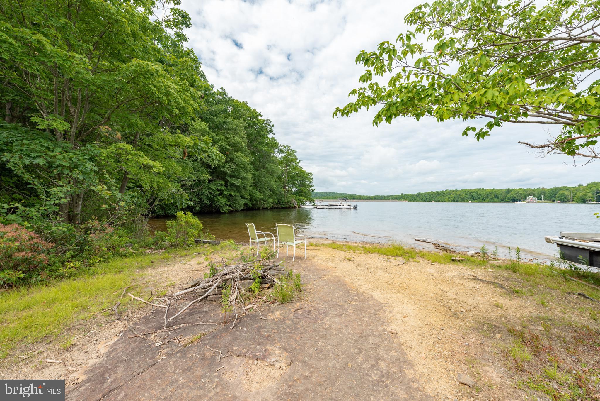 93 Skippers Point Rd