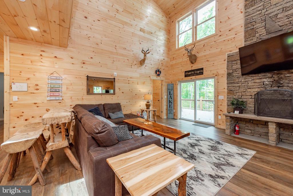 93 Skippers Point Rd
