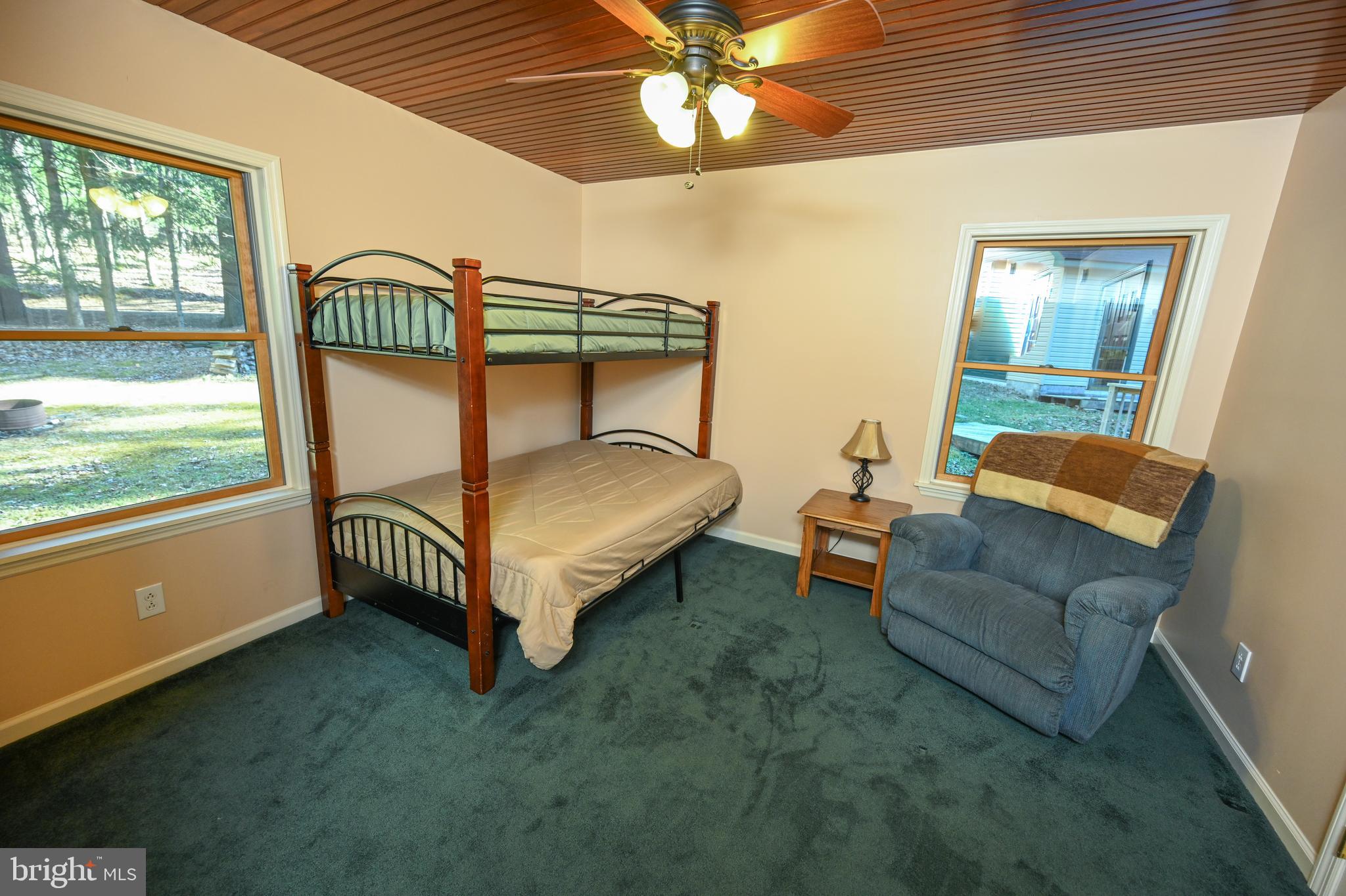 84 Lodge Cir