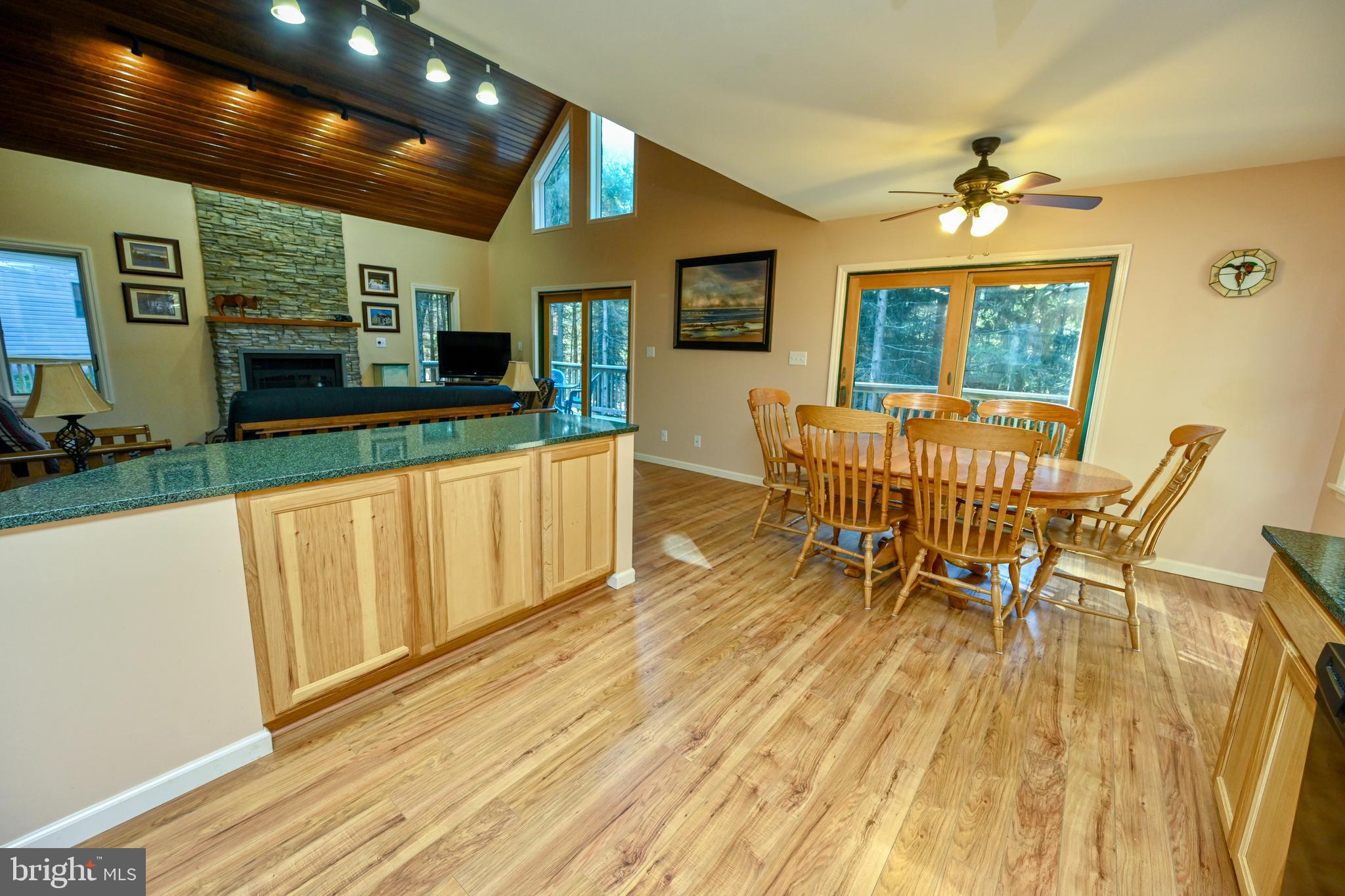 84 Lodge Cir