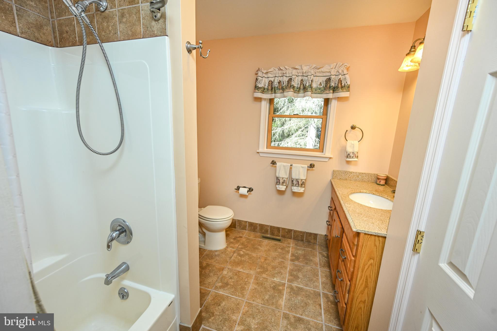 84 Lodge Cir