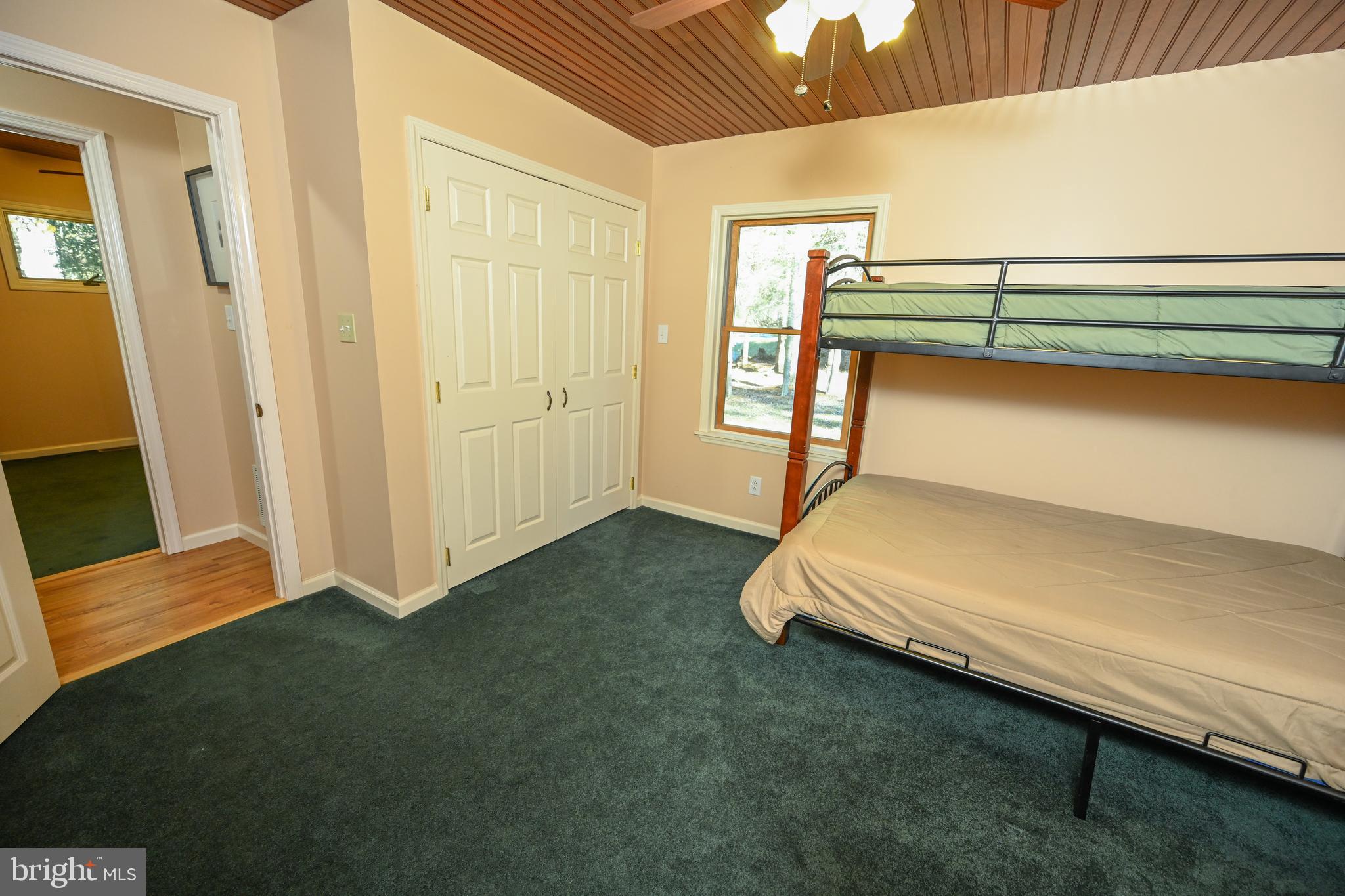 84 Lodge Cir