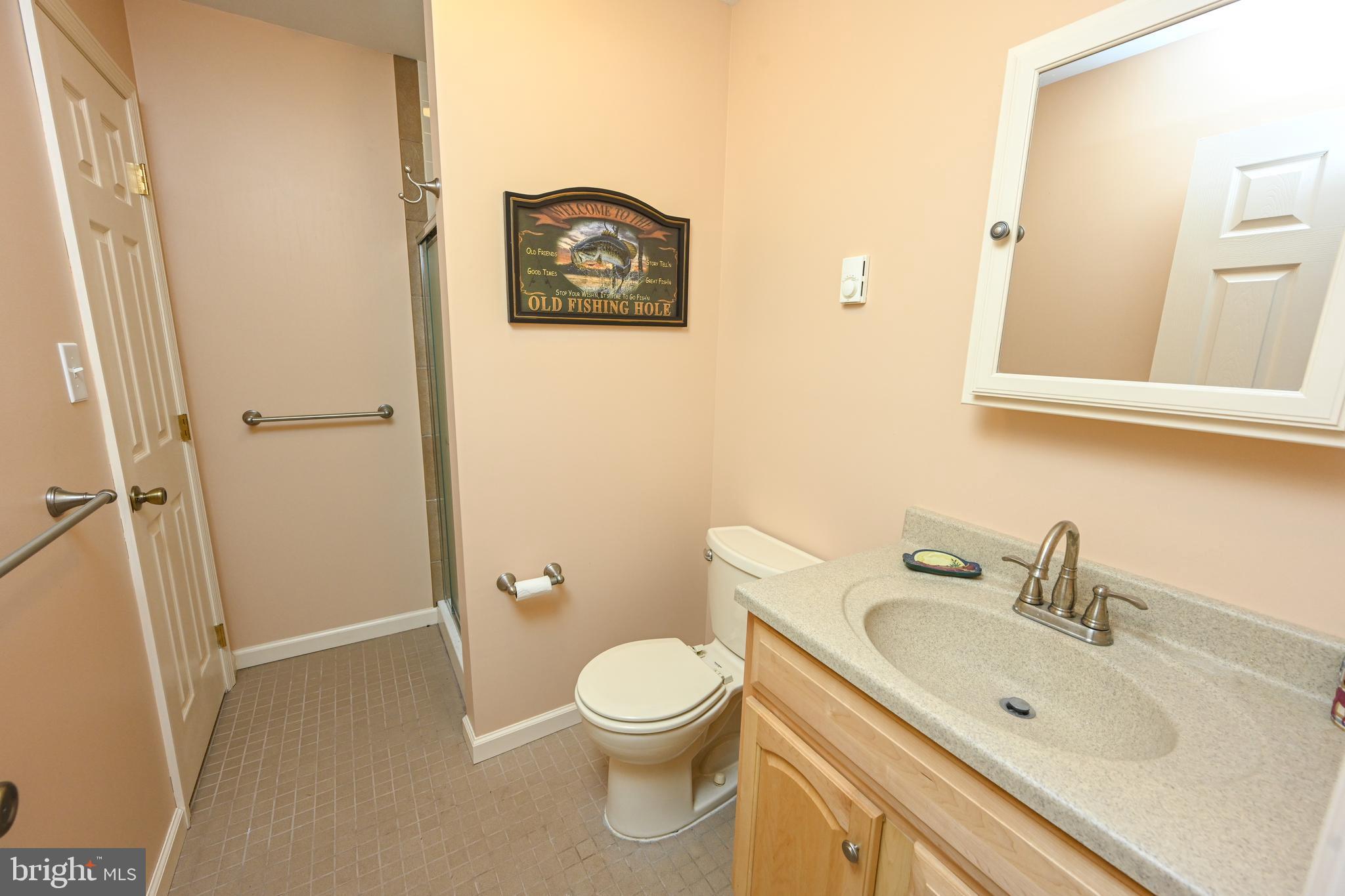 84 Lodge Cir