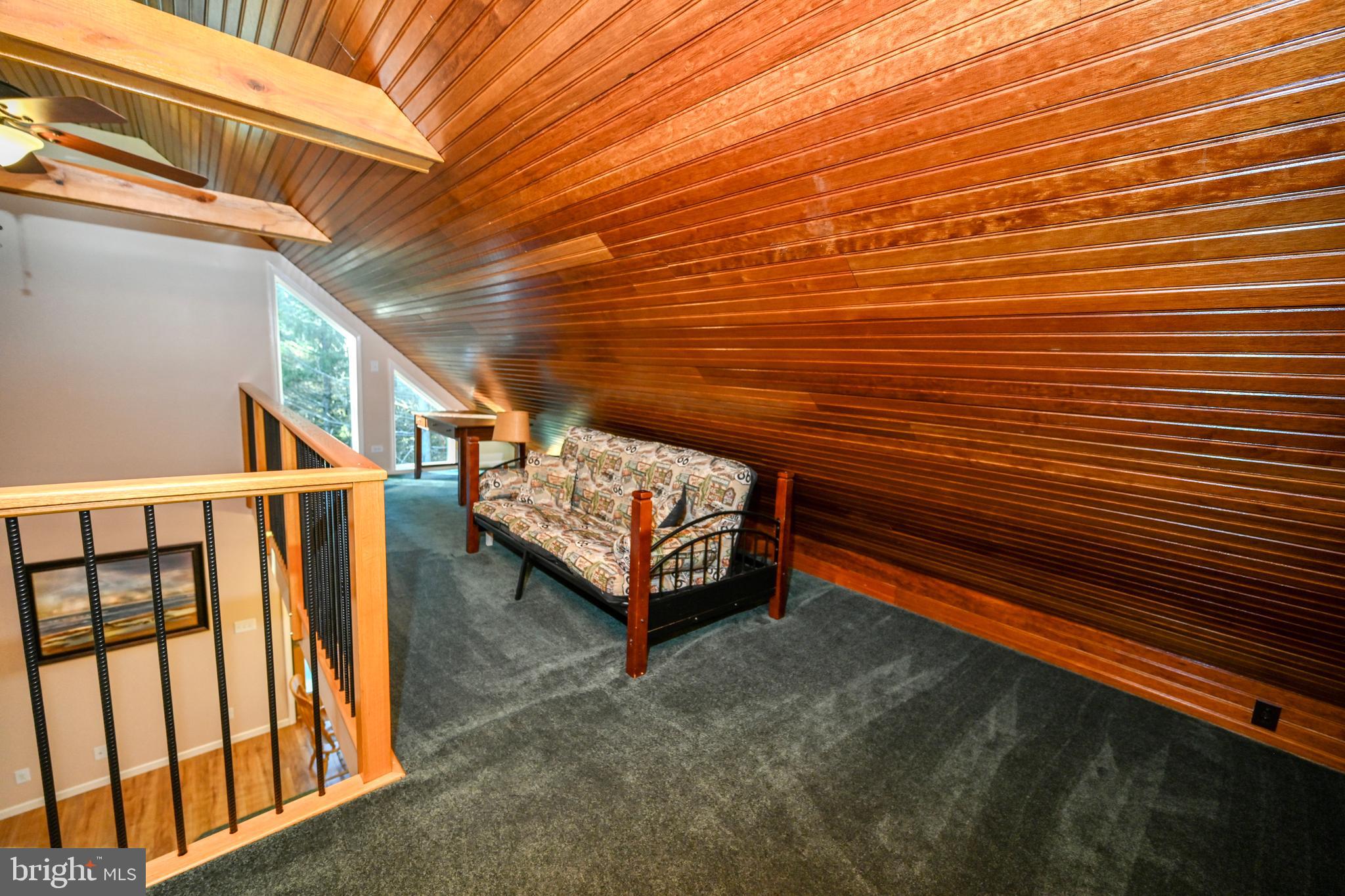 84 Lodge Cir