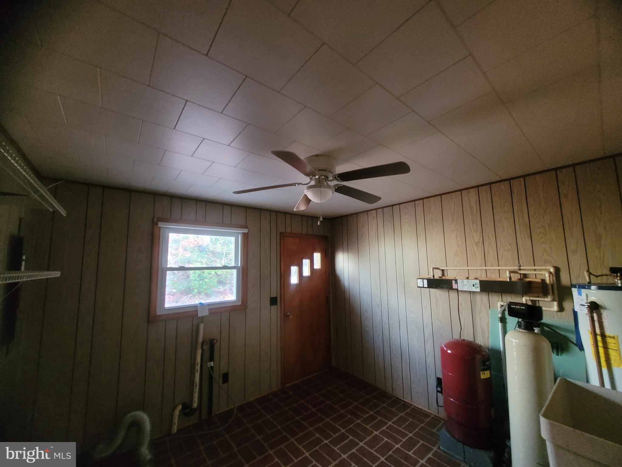 405 Sunnyside Rd