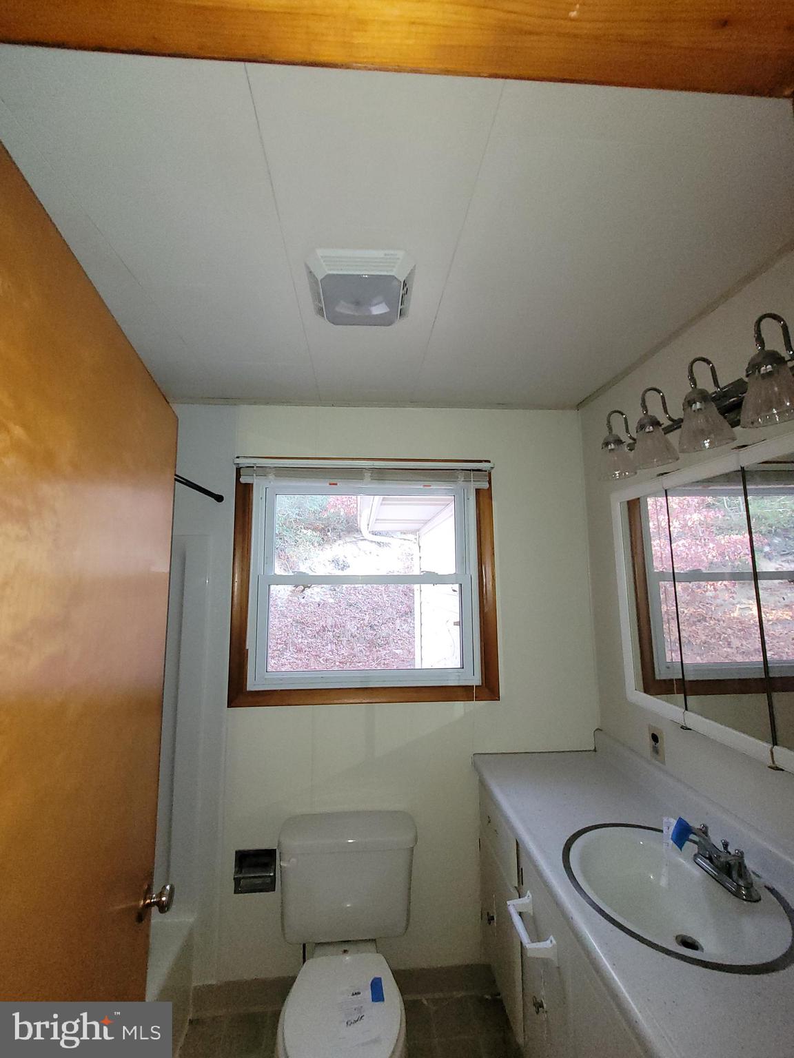 405 Sunnyside Rd