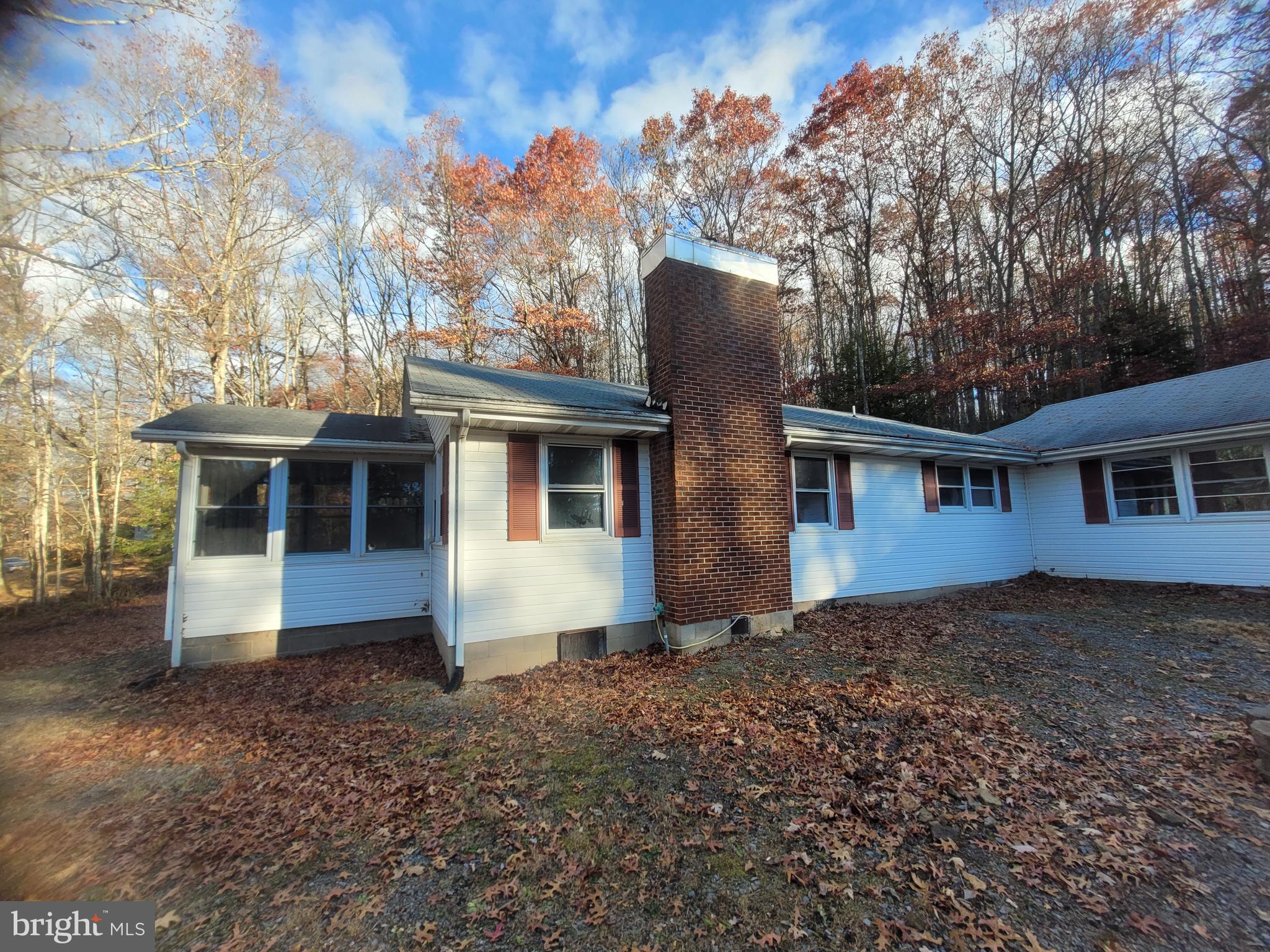 405 Sunnyside Rd