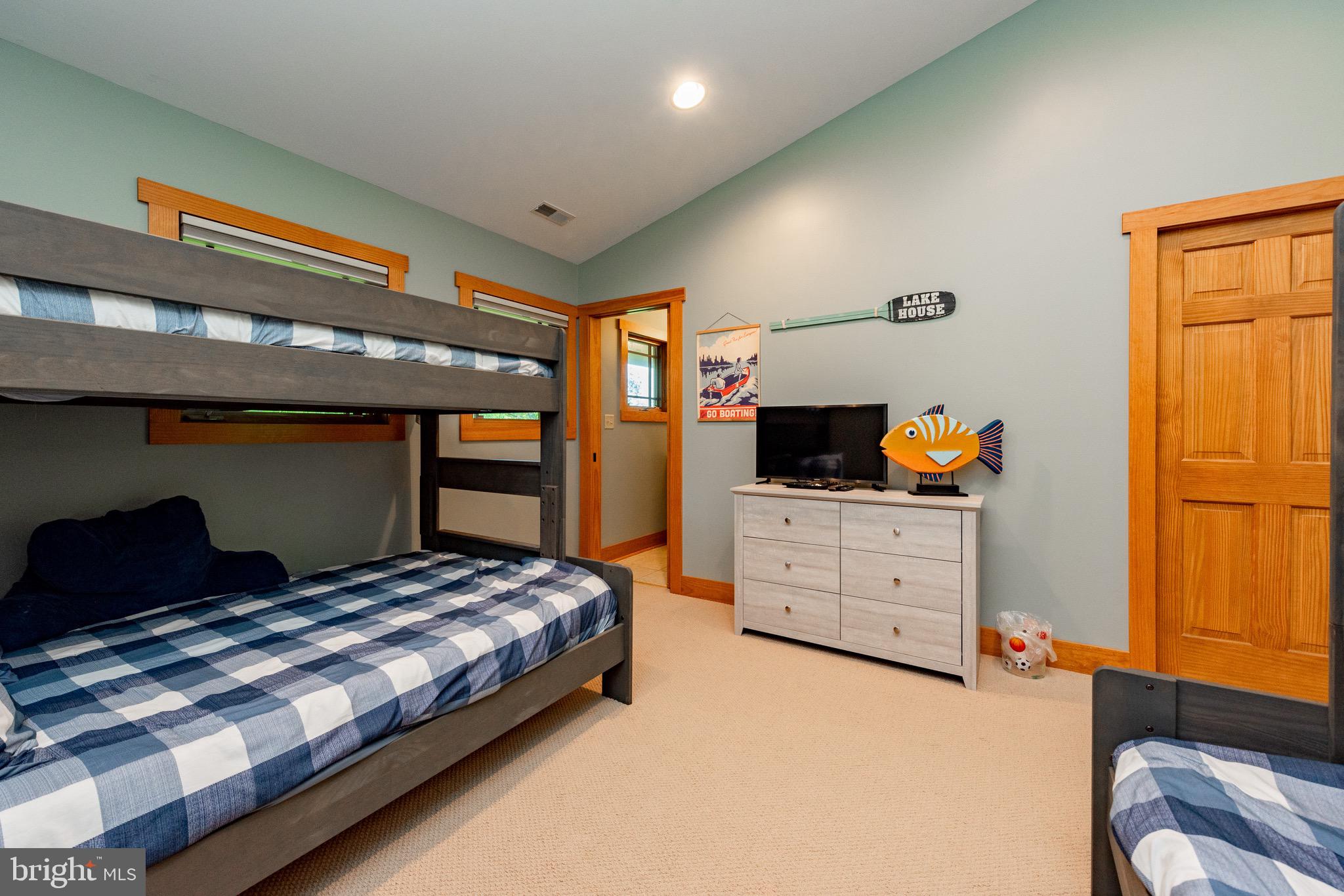 70 Parkside South Ct