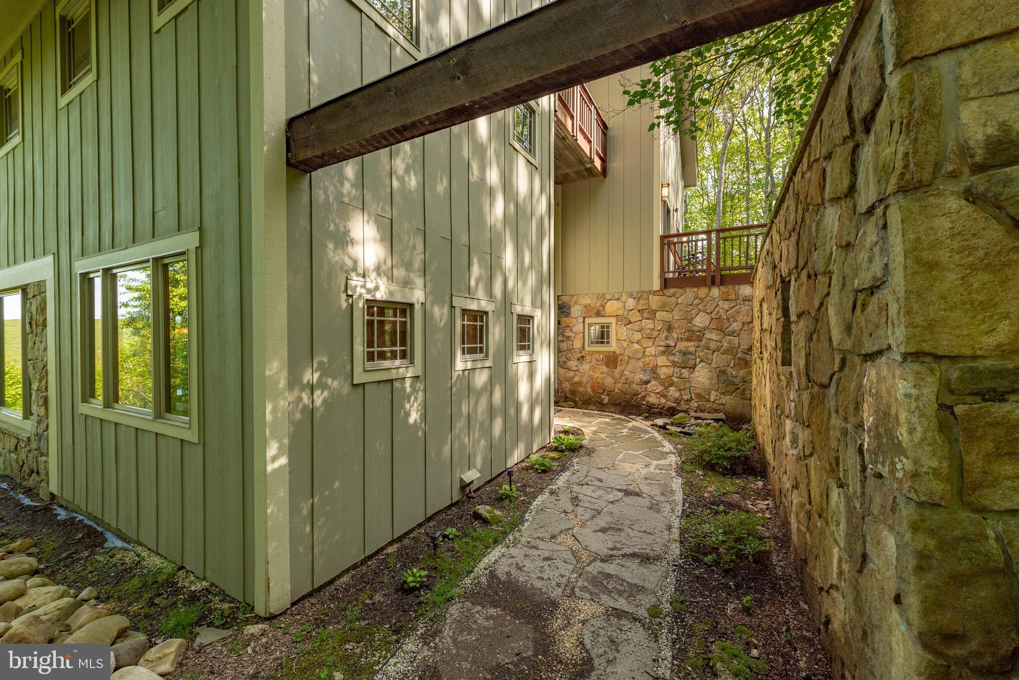 70 Parkside South Ct