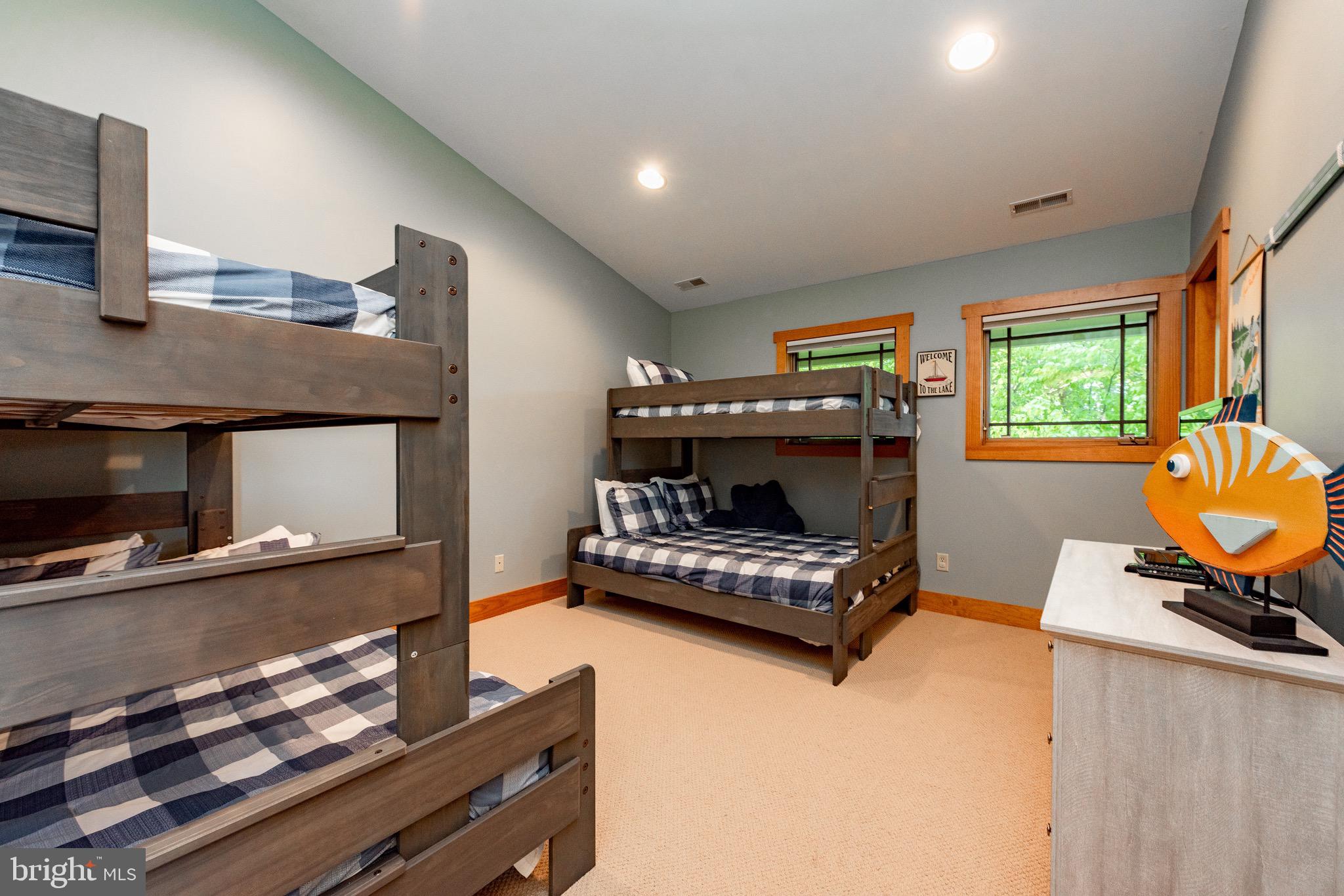 70 Parkside South Ct