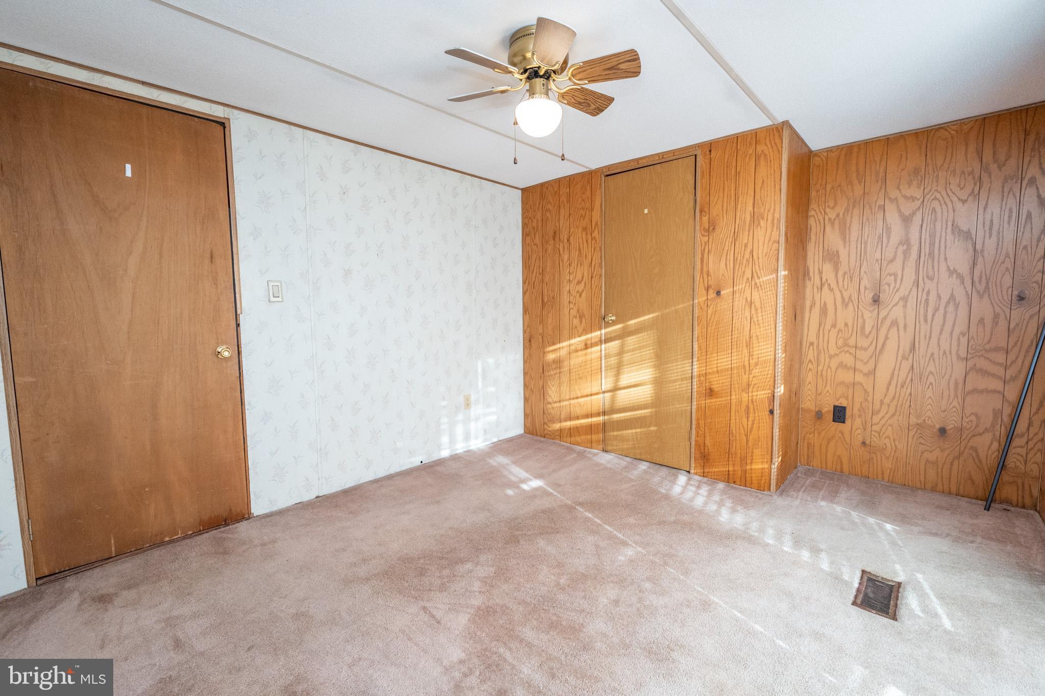 10 Peach Tree Ln