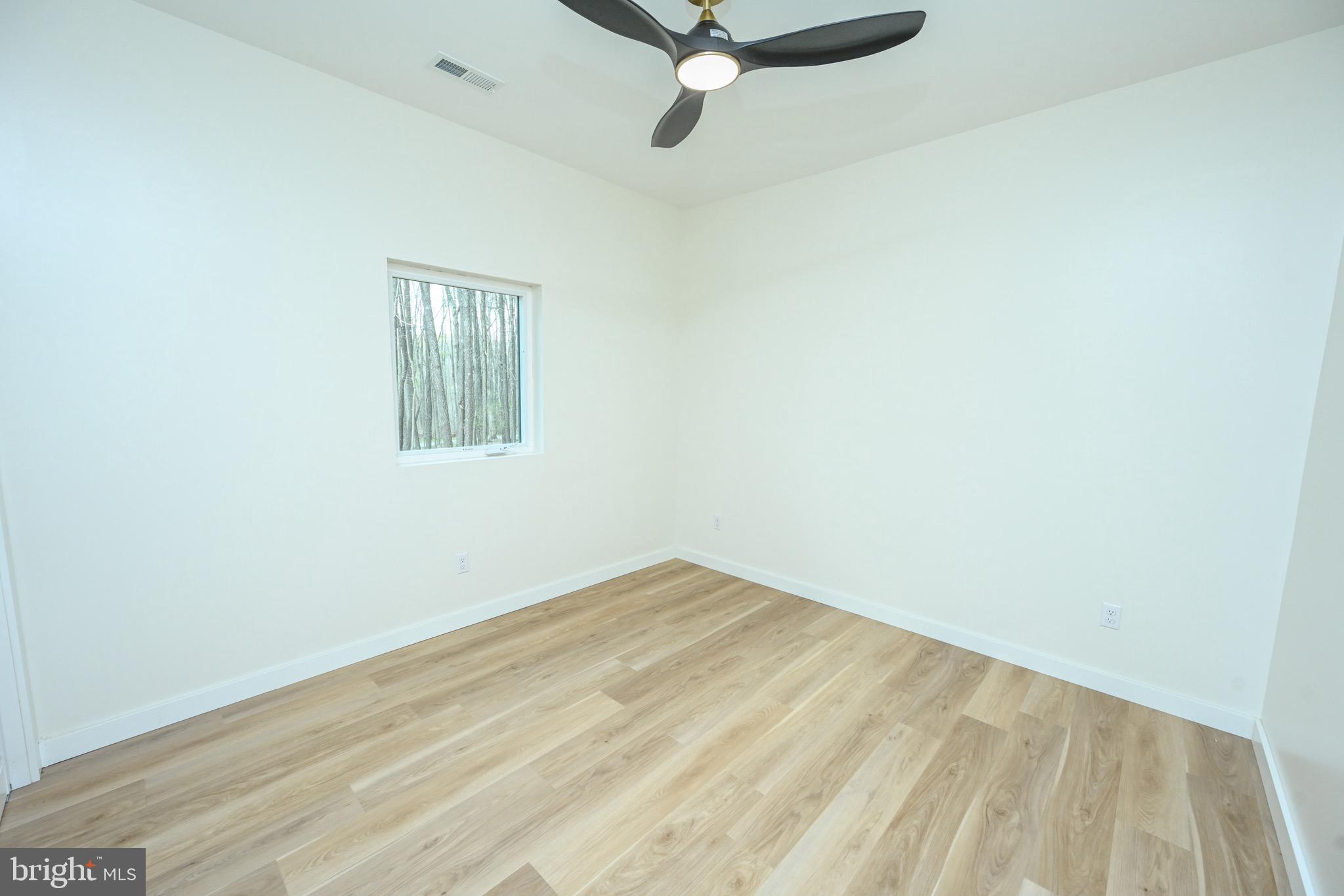 1350 Foy Rd